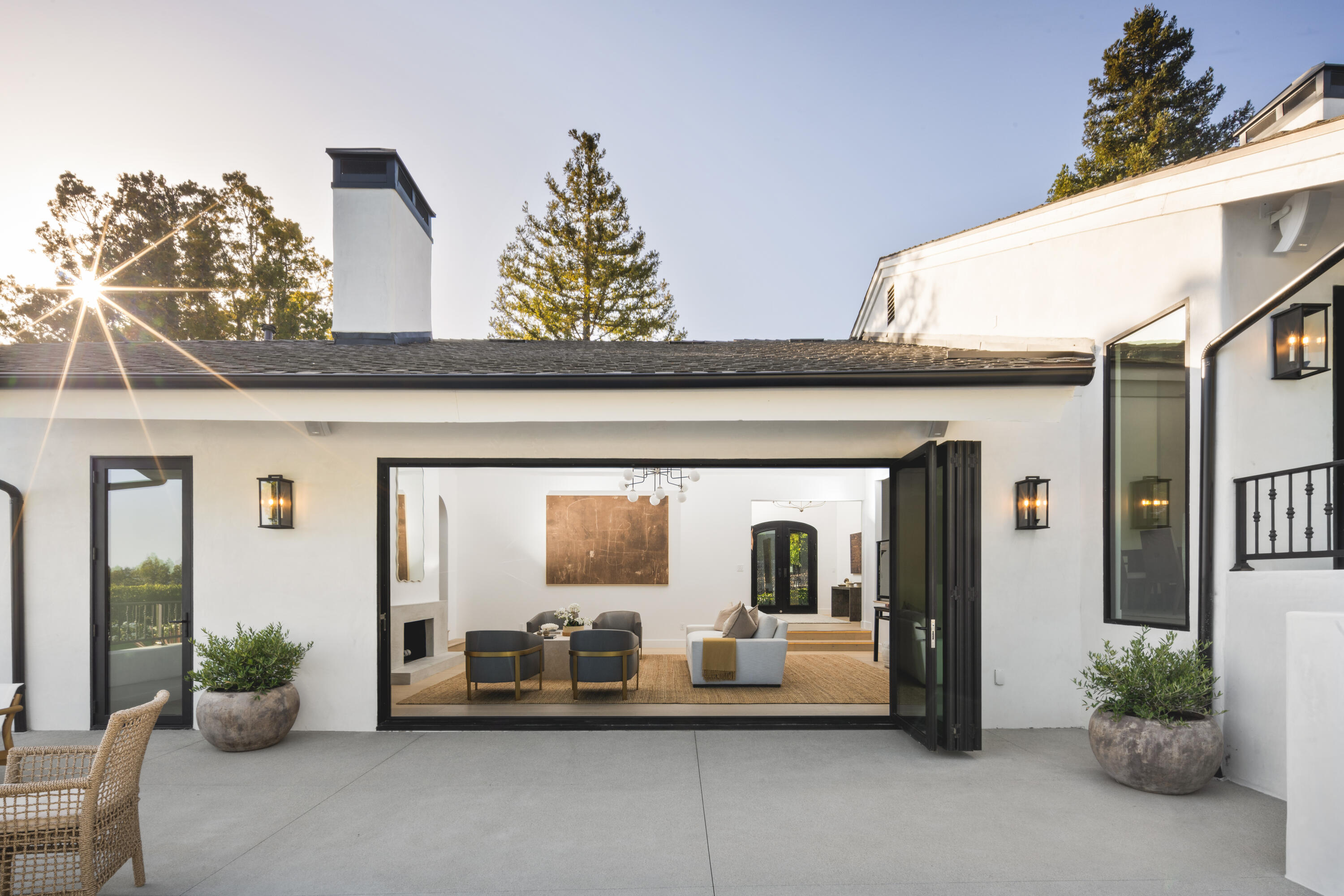 Santa Barbara, California 93111, United States, 4 Bedrooms Bedrooms, ,6 BathroomsBathrooms,Residential,Active,95937