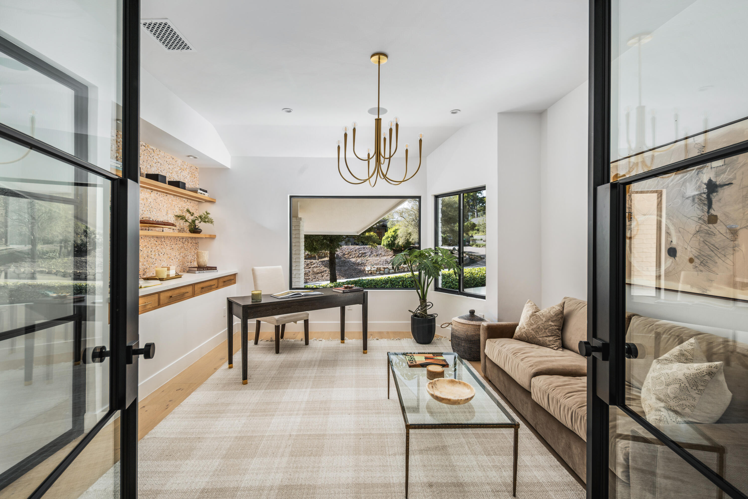 Santa Barbara, California 93111, United States, 4 Bedrooms Bedrooms, ,6 BathroomsBathrooms,Residential,Active,95937