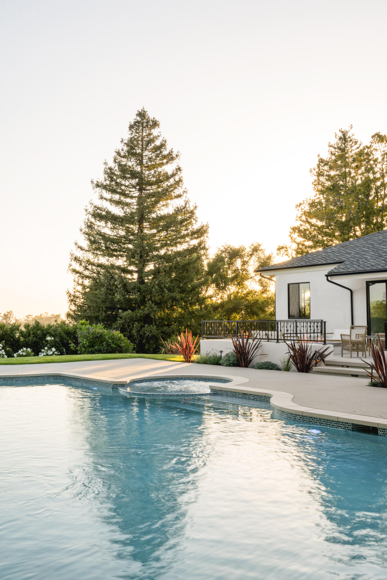 Santa Barbara, California 93111, United States, 4 Bedrooms Bedrooms, ,6 BathroomsBathrooms,Residential,Active,95937