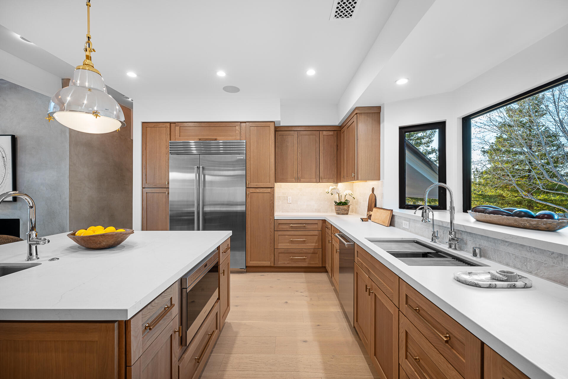 Santa Barbara, California 93111, United States, 4 Bedrooms Bedrooms, ,6 BathroomsBathrooms,Residential,Active,95937