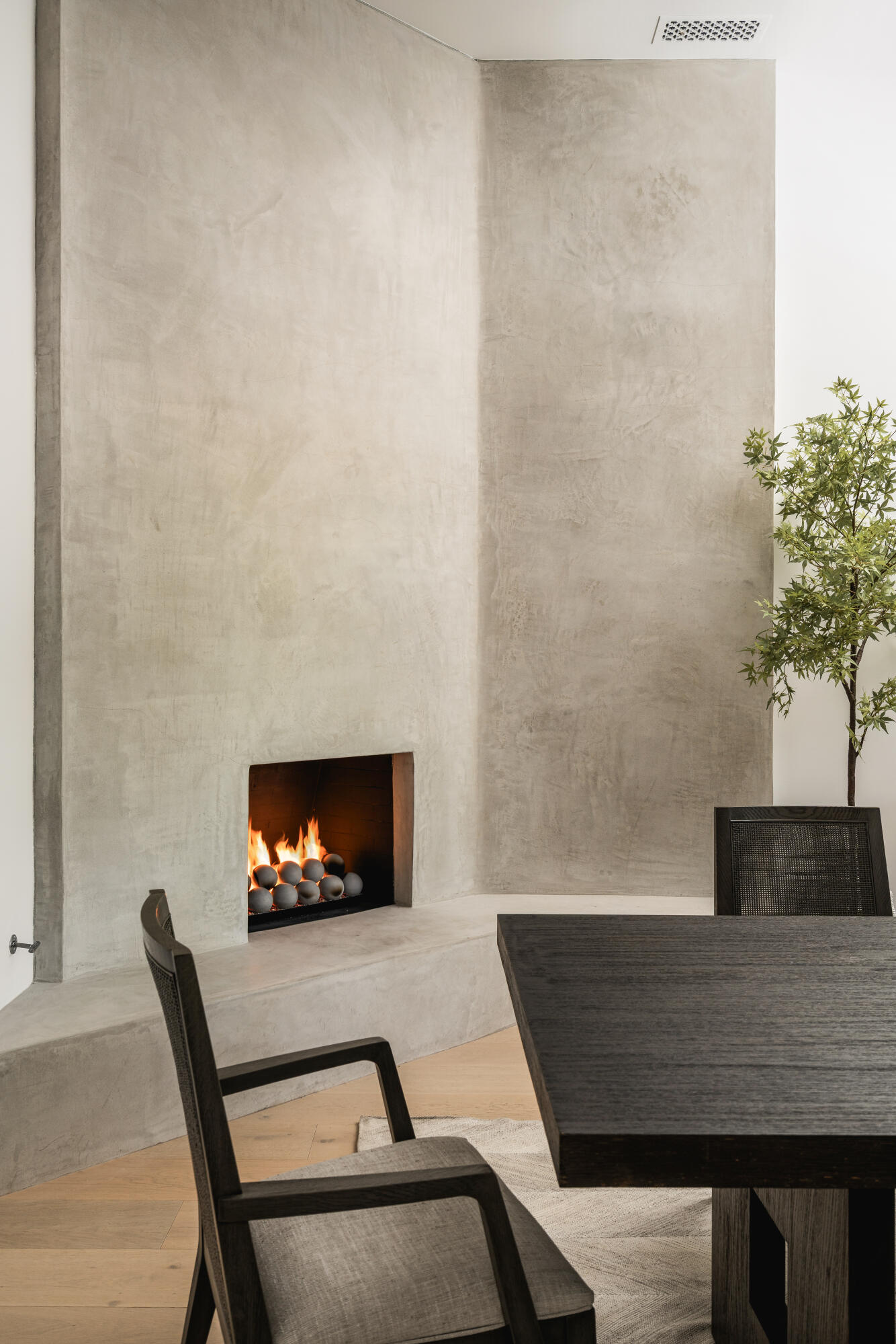 Santa Barbara, California 93111, United States, 4 Bedrooms Bedrooms, ,6 BathroomsBathrooms,Residential,Active,95937