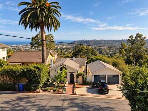 Photo of 1828 Loma Street, SANTA BARBARA, CA 93103 (MLS # 26-3061)