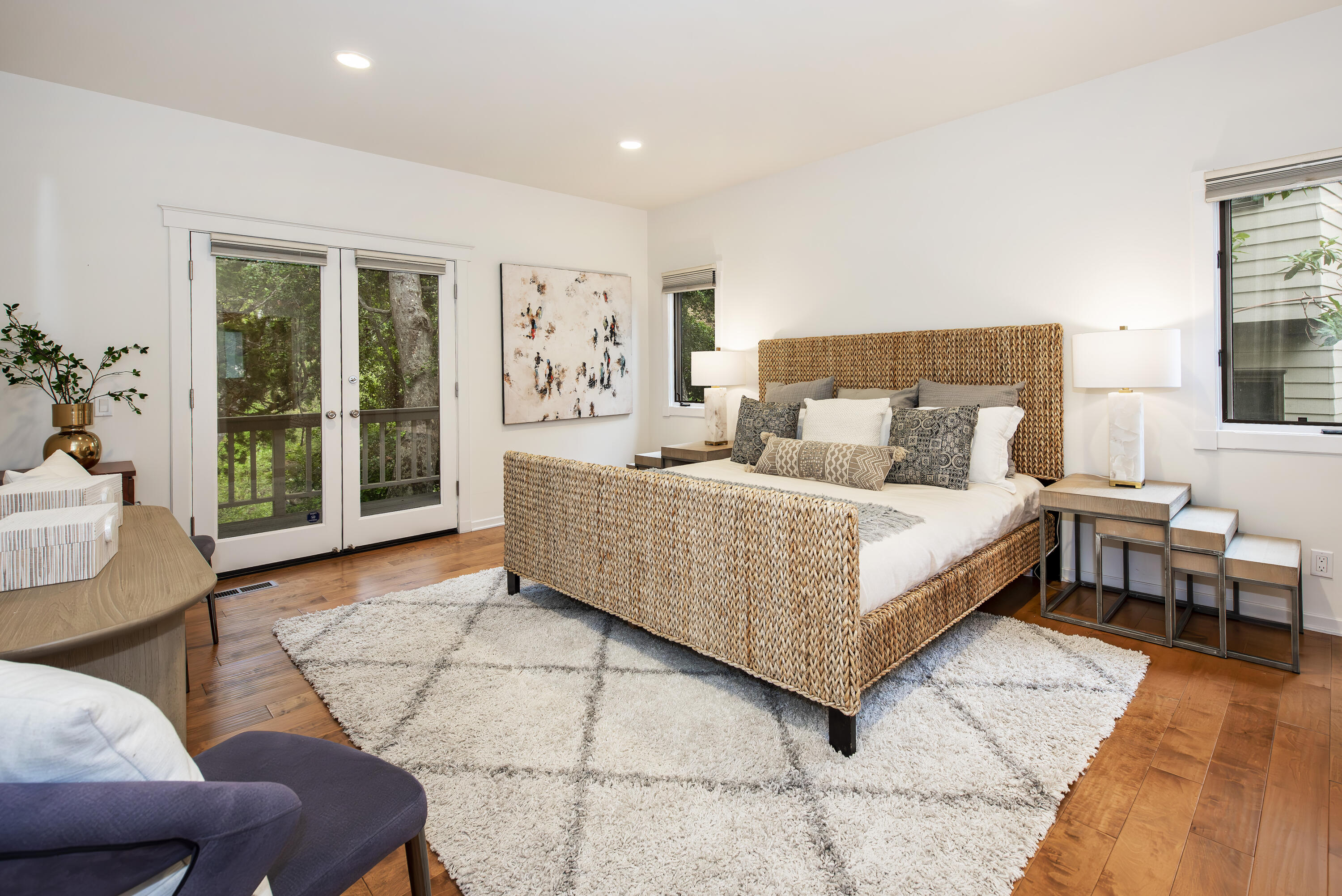 Santa Barbara, California 93105, United States, 3 Bedrooms Bedrooms, ,2 BathroomsBathrooms,Residential,Pending,117737