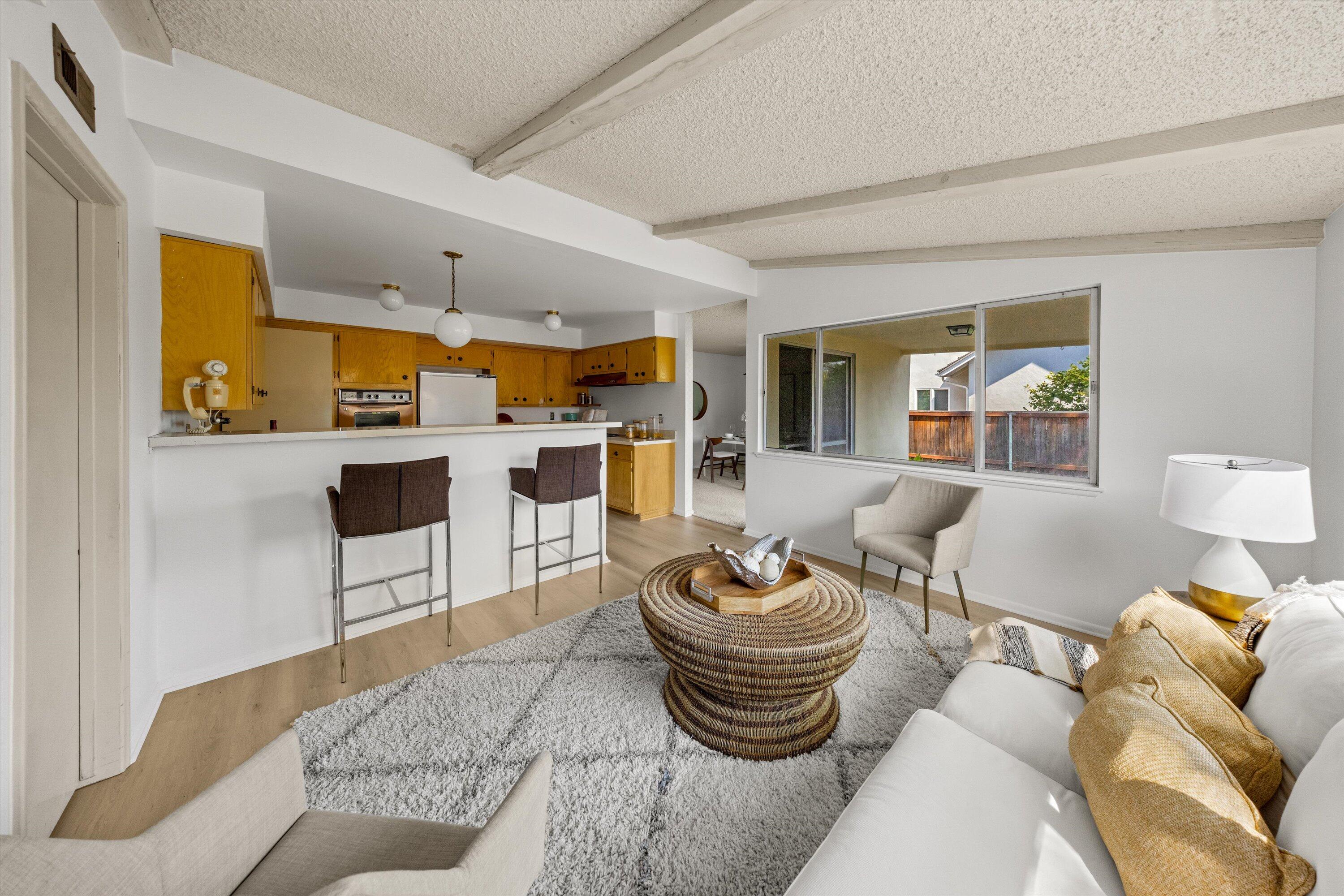 Goleta, California 93117, United States, 4 Bedrooms Bedrooms, ,3 BathroomsBathrooms,Residential,Pending,210812