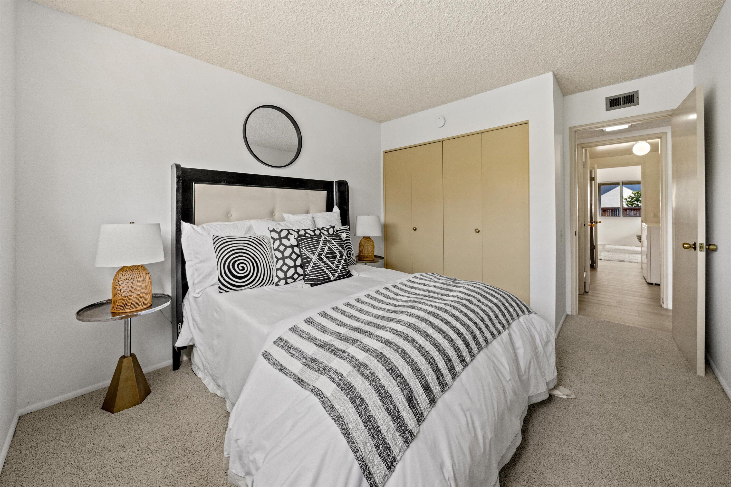 Goleta, California 93117, United States, 4 Bedrooms Bedrooms, ,3 BathroomsBathrooms,Residential,Pending,210812