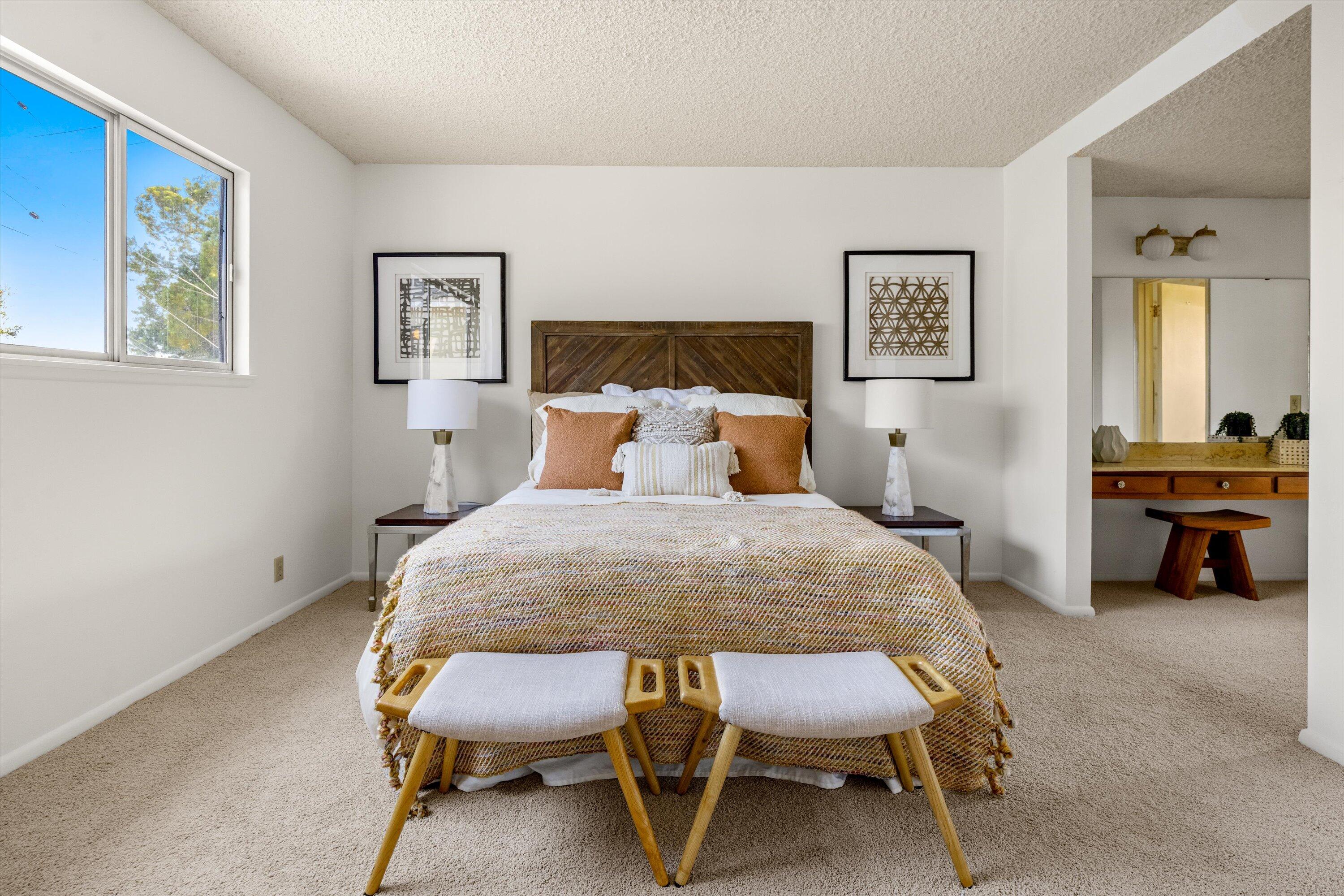 Goleta, California 93117, United States, 4 Bedrooms Bedrooms, ,3 BathroomsBathrooms,Residential,Pending,210812