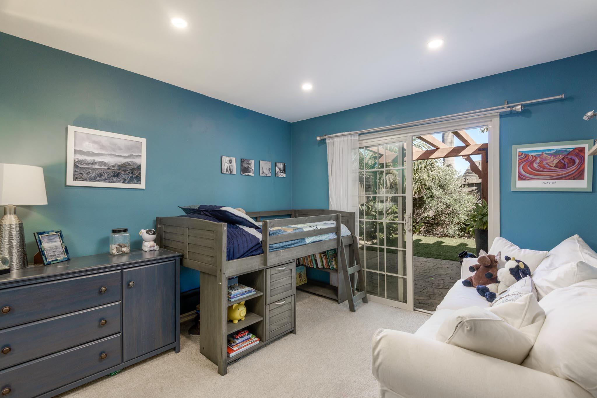 Santa Barbara, California 93111, United States, 4 Bedrooms Bedrooms, ,2 BathroomsBathrooms,Residential,Active,238772