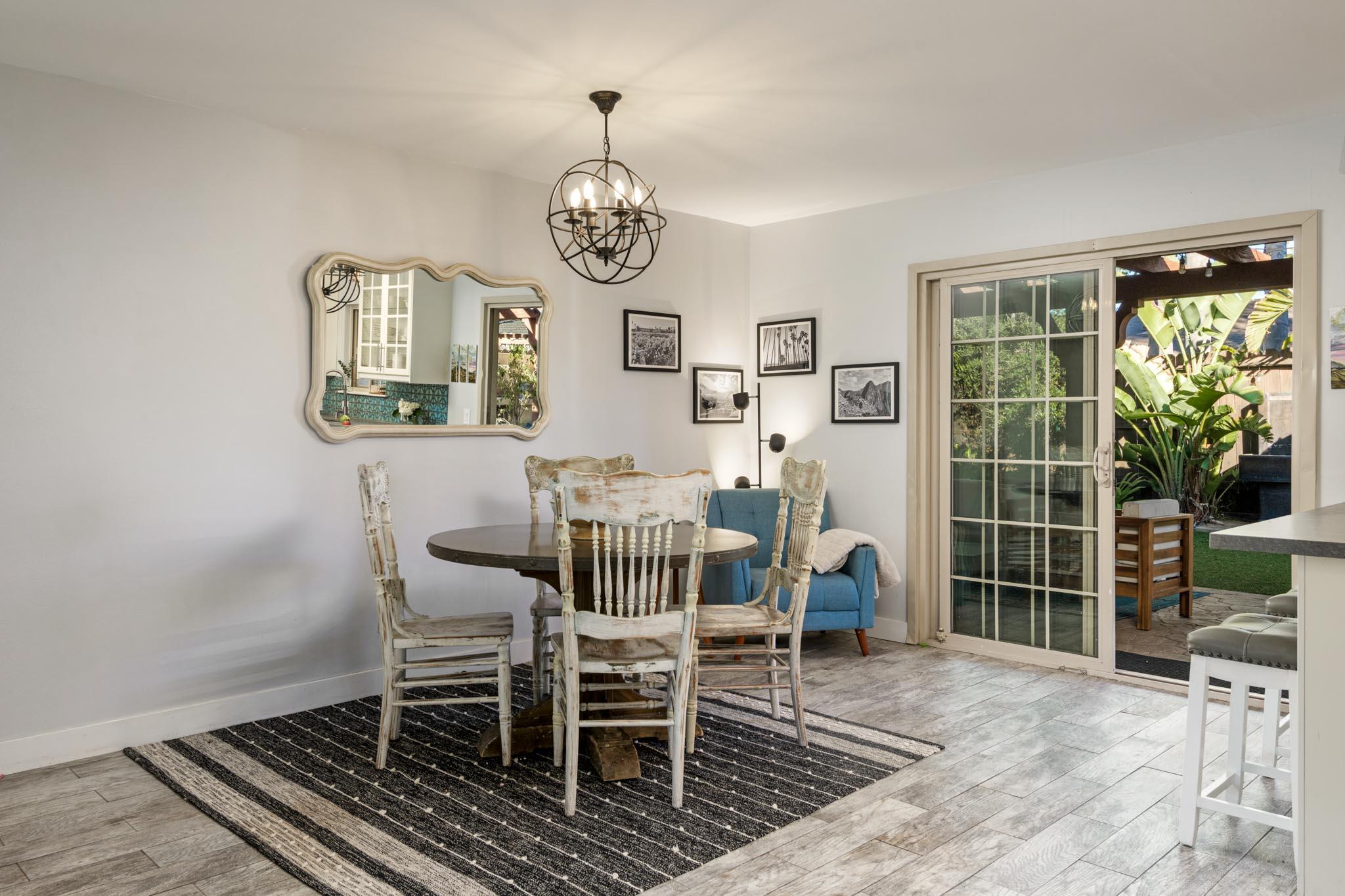 Santa Barbara, California 93111, United States, 4 Bedrooms Bedrooms, ,2 BathroomsBathrooms,Residential,Active,238772