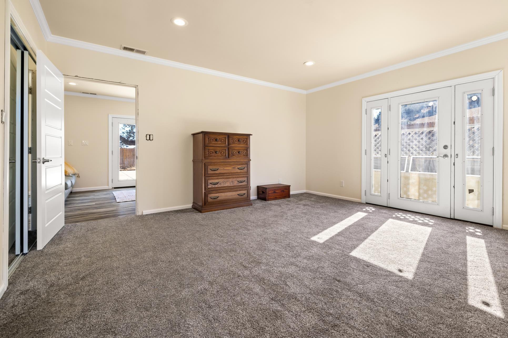 Los Alamos, California 93440, United States, 3 Bedrooms Bedrooms, ,2 BathroomsBathrooms,Residential,Active,41595