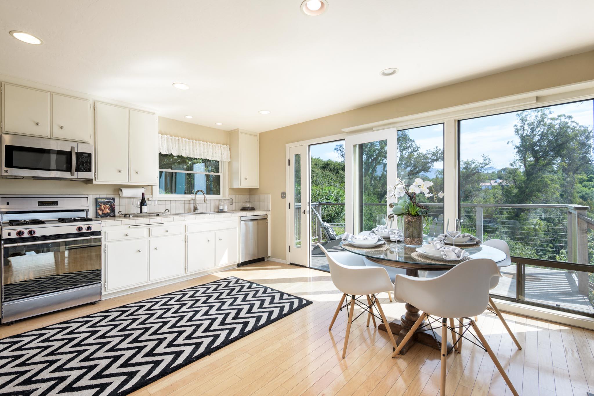 Santa Barbara, California 93108, United States, 3 Bedrooms Bedrooms, ,2 BathroomsBathrooms,Residential,Active,201200