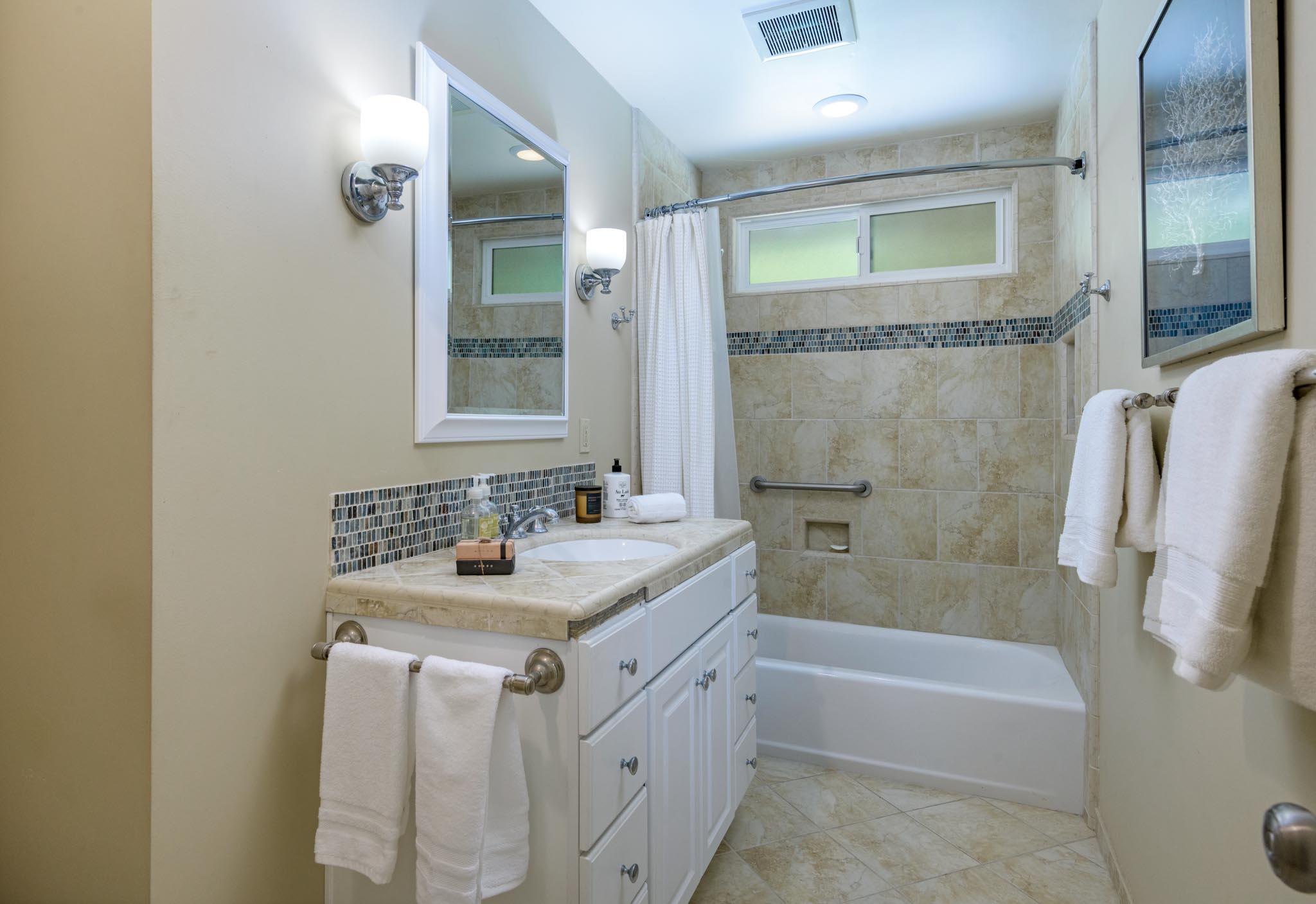 Santa Barbara, California 93108, United States, 3 Bedrooms Bedrooms, ,2 BathroomsBathrooms,Residential,Active,201200