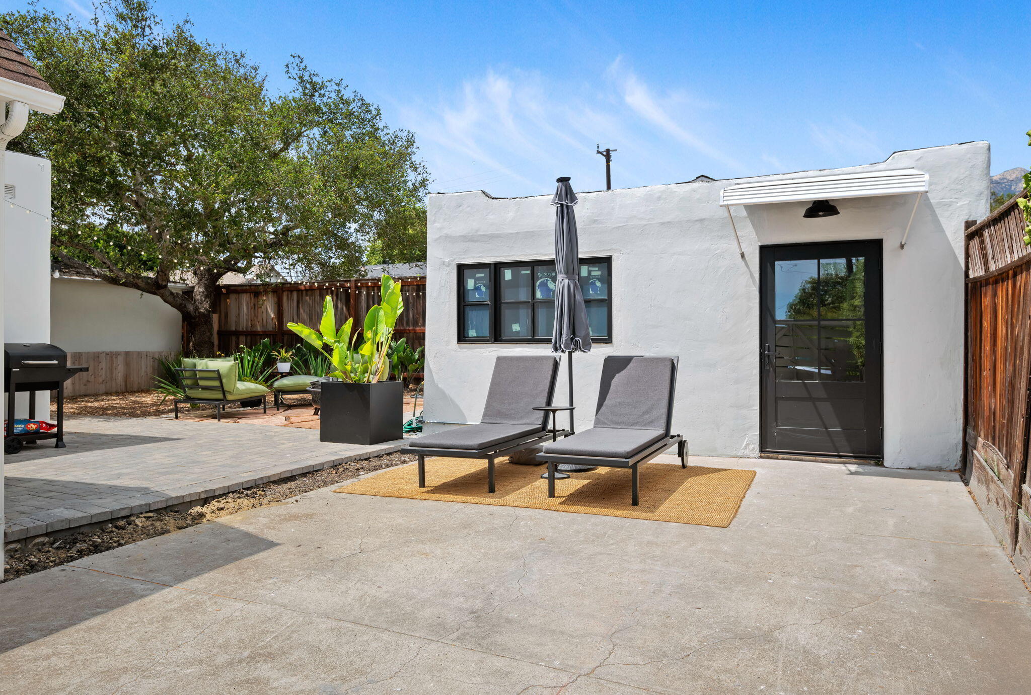 Santa Barbara, California 93105, United States, 4 Bedrooms Bedrooms, ,3 BathroomsBathrooms,Residential,Active,169308