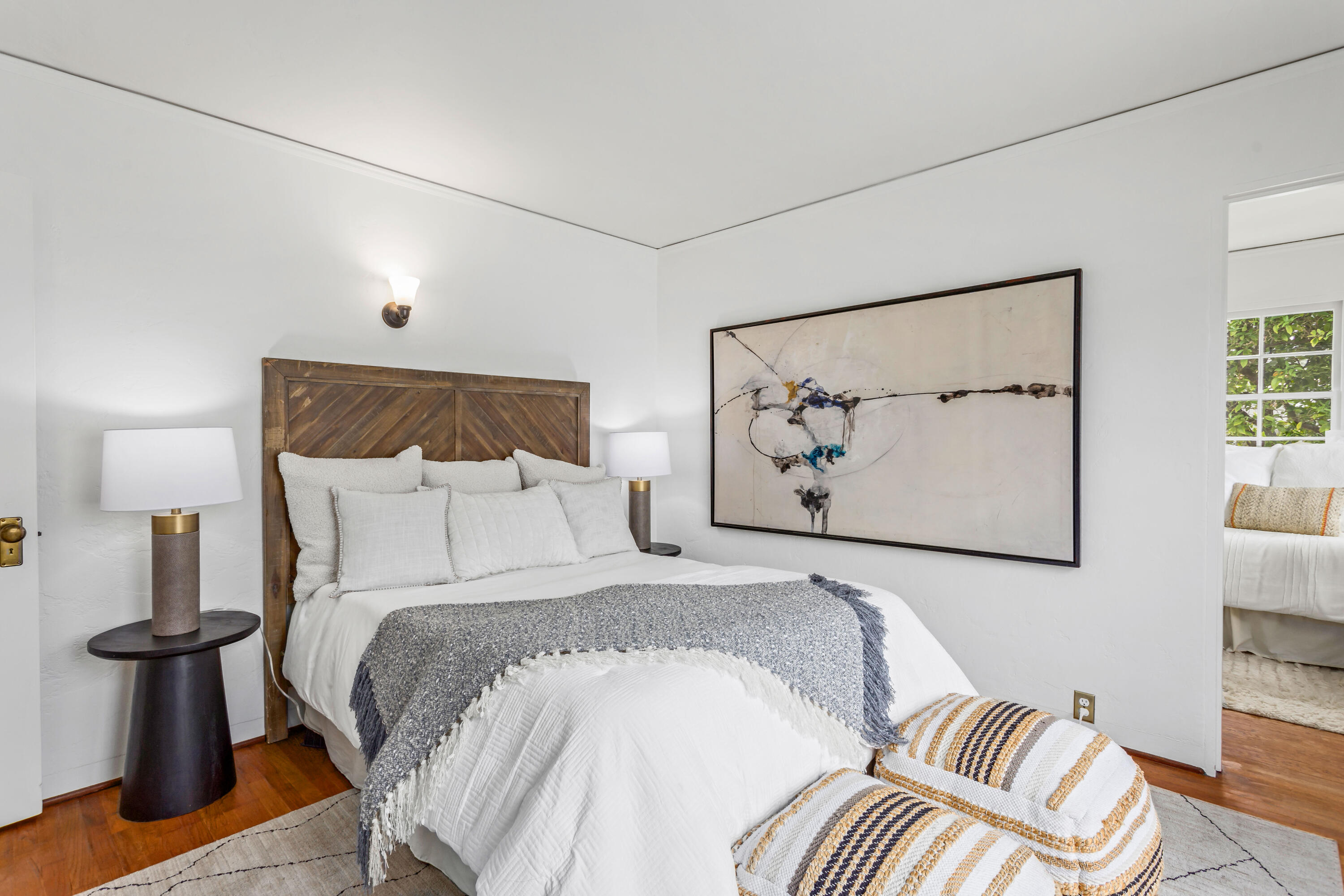 Santa Barbara, California 93101, United States, 3 Bedrooms Bedrooms, ,1 BathroomBathrooms,Residential,Active,152338