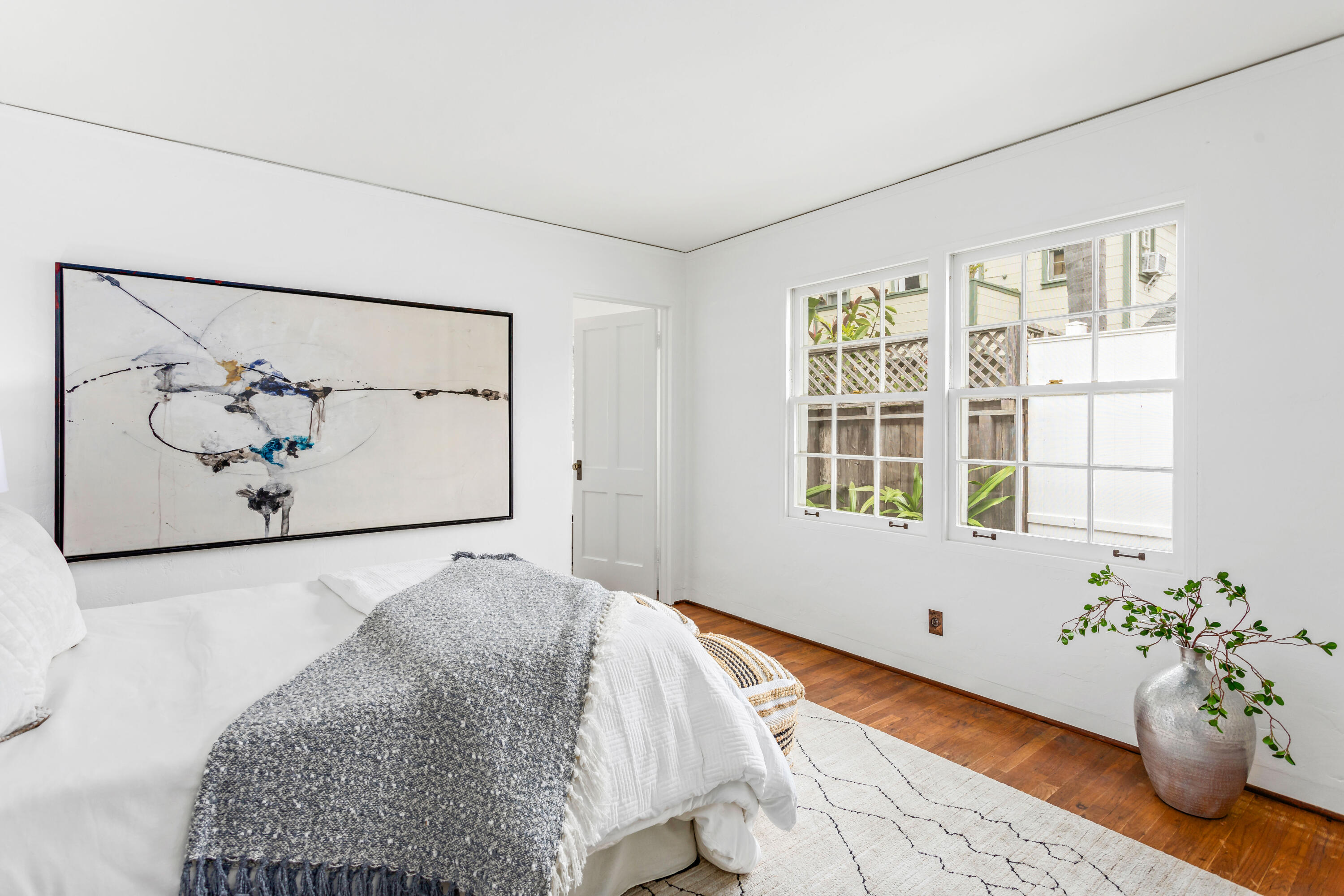 Santa Barbara, California 93101, United States, 3 Bedrooms Bedrooms, ,1 BathroomBathrooms,Residential,Active,152338