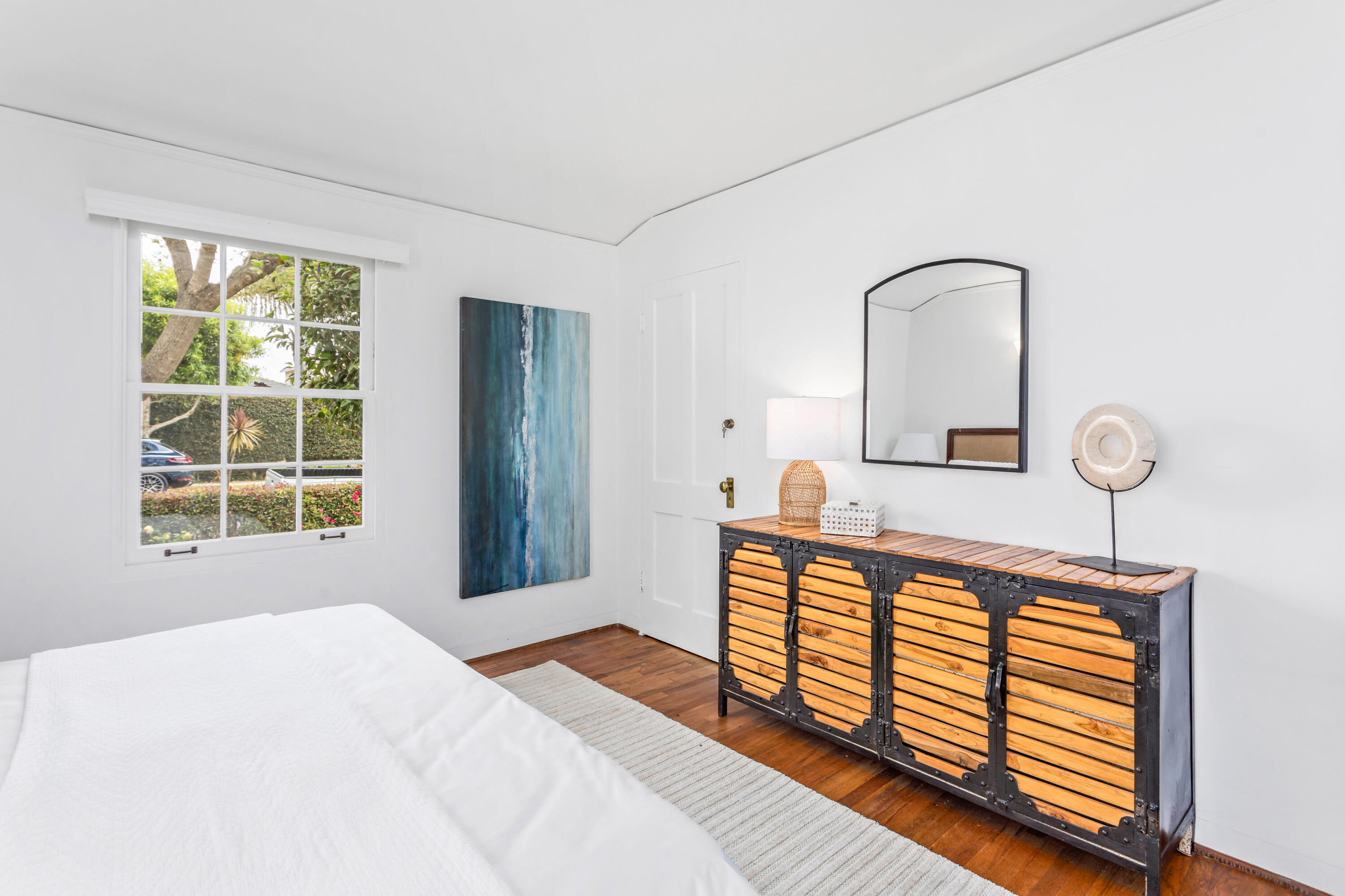 Santa Barbara, California 93101, United States, 3 Bedrooms Bedrooms, ,1 BathroomBathrooms,Residential,Active,152338