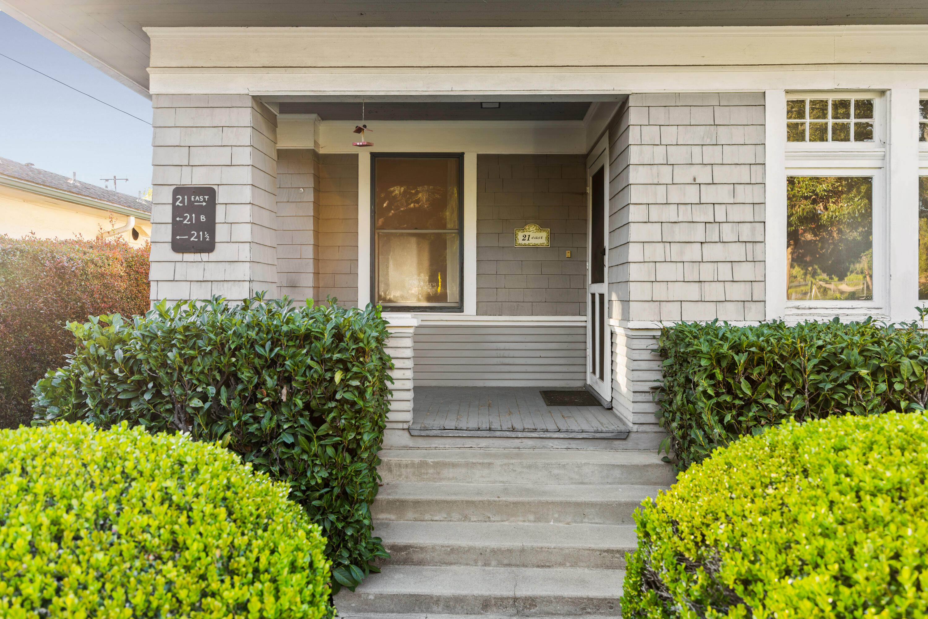 Santa Barbara, California 93101, United States, 5 Bedrooms Bedrooms, ,3 BathroomsBathrooms,Residential,Pending,100227