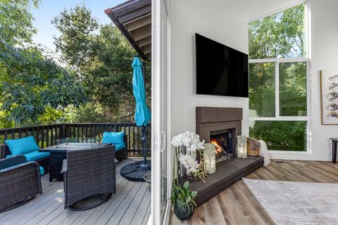 827 Cheltenham Road SANTA BARBARA CA 93105