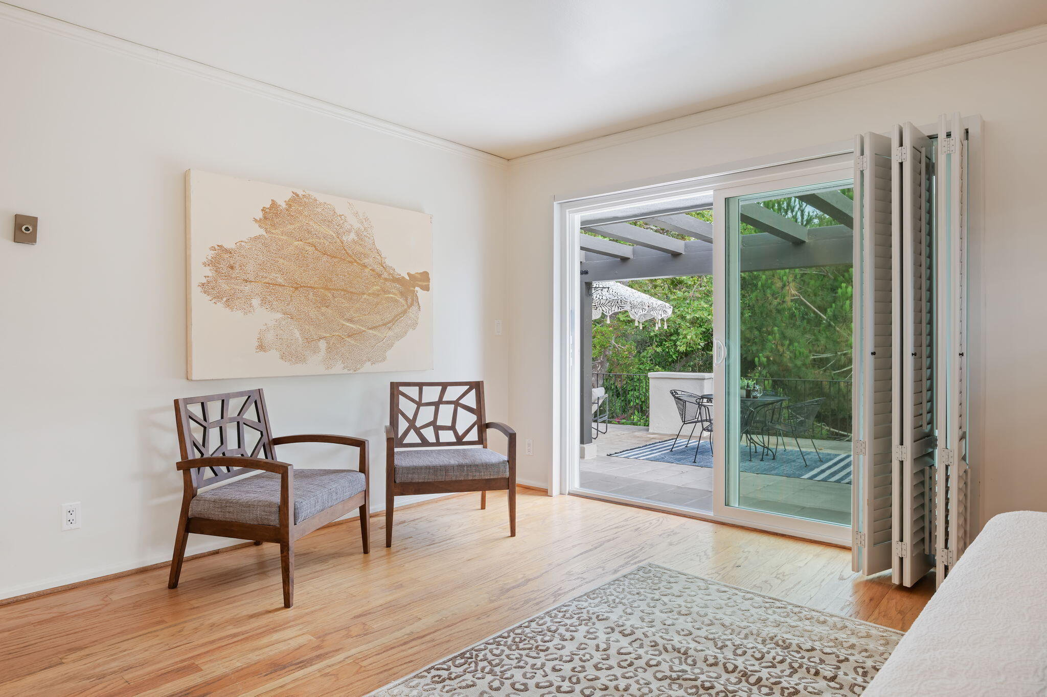 Santa Barbara, California 93105, United States, 3 Bedrooms Bedrooms, ,2 BathroomsBathrooms,Residential,Active,200065