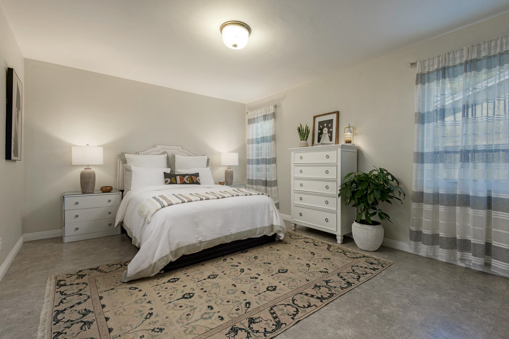 Santa Barbara, California 93109, United States, 3 Bedrooms Bedrooms, ,3 BathroomsBathrooms,Residential,Pending,129563