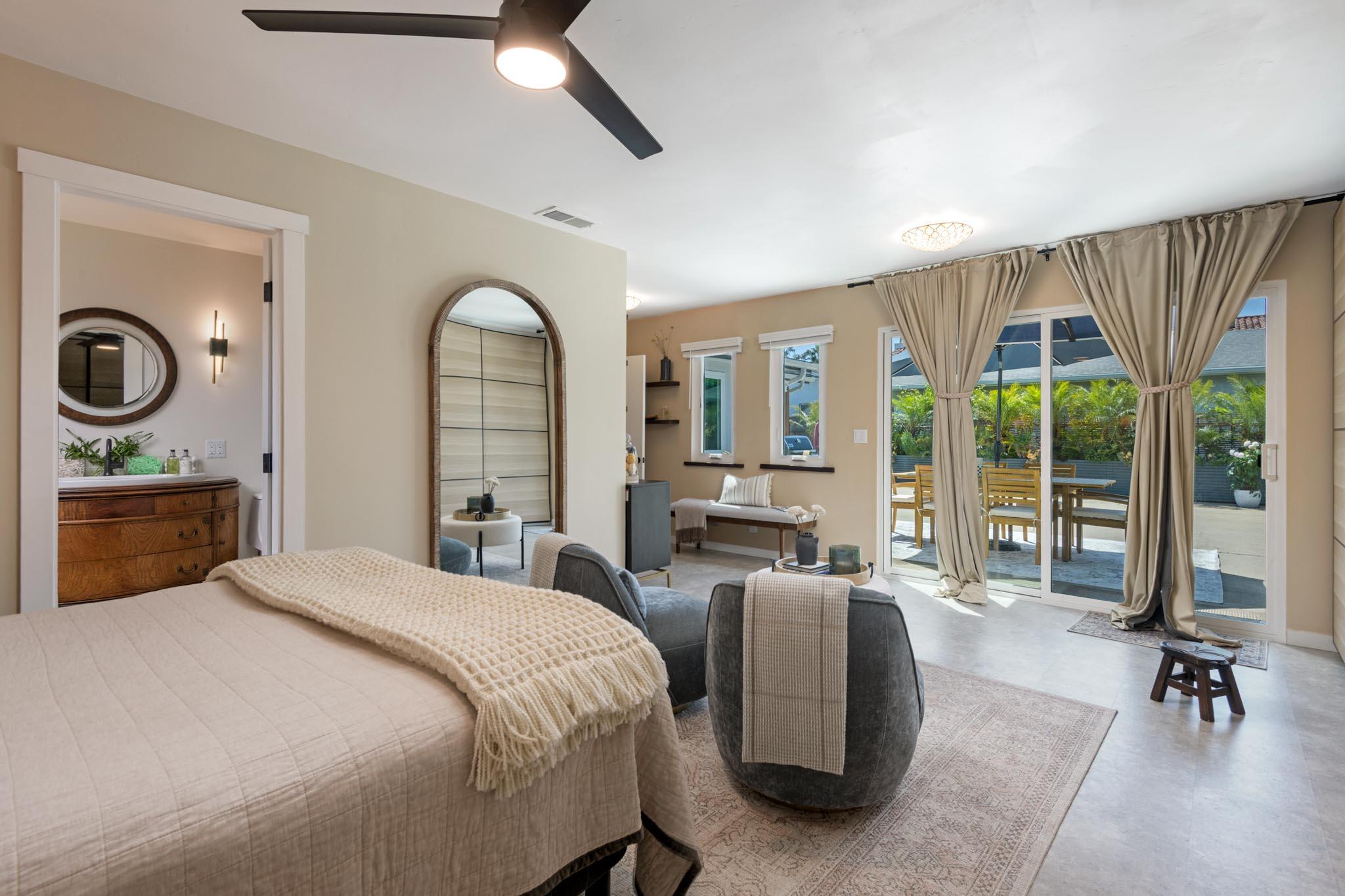 Santa Barbara, California 93109, United States, 3 Bedrooms Bedrooms, ,3 BathroomsBathrooms,Residential,Pending,129563