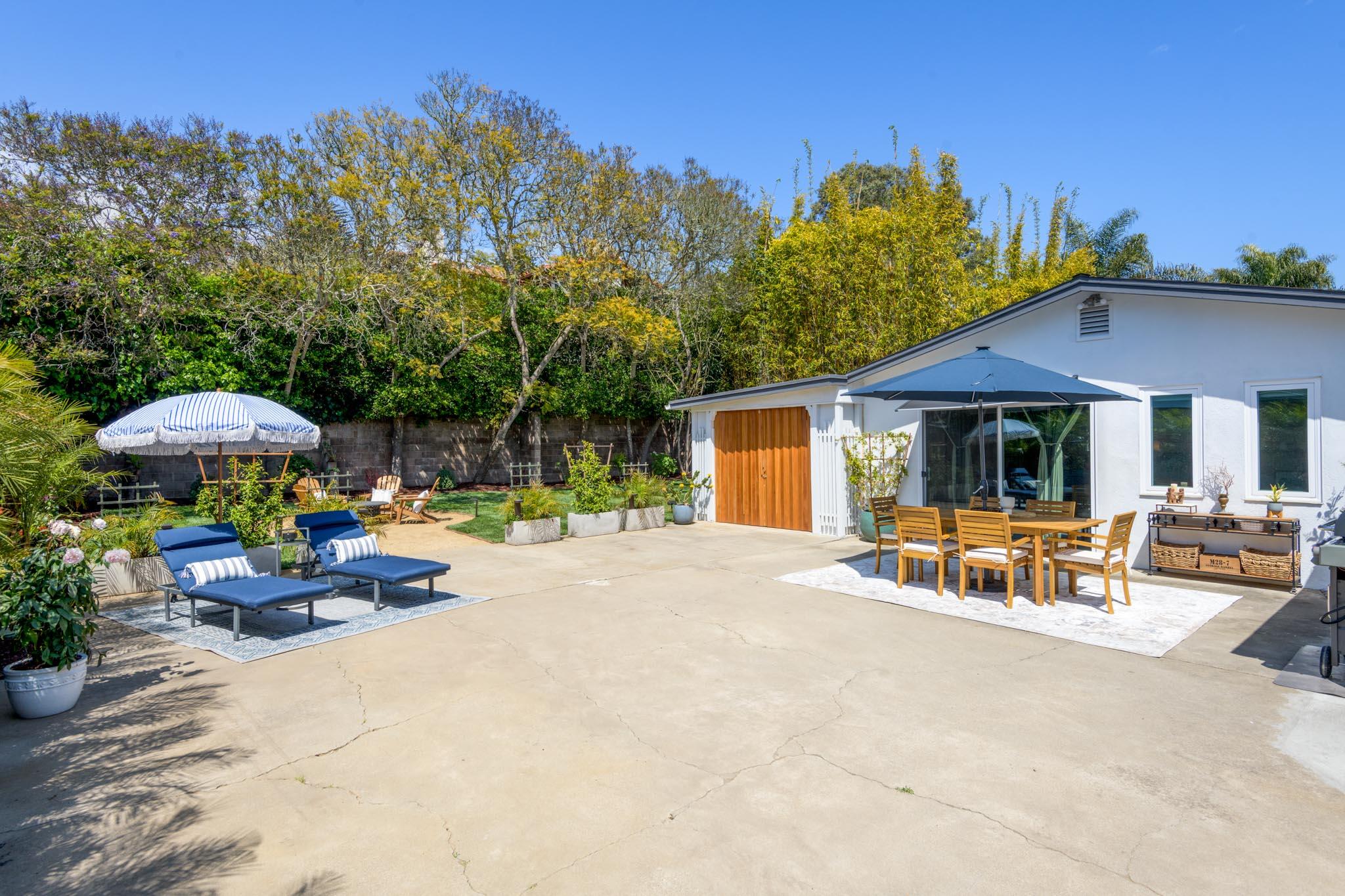 Santa Barbara, California 93109, United States, 3 Bedrooms Bedrooms, ,3 BathroomsBathrooms,Residential,Pending,129563