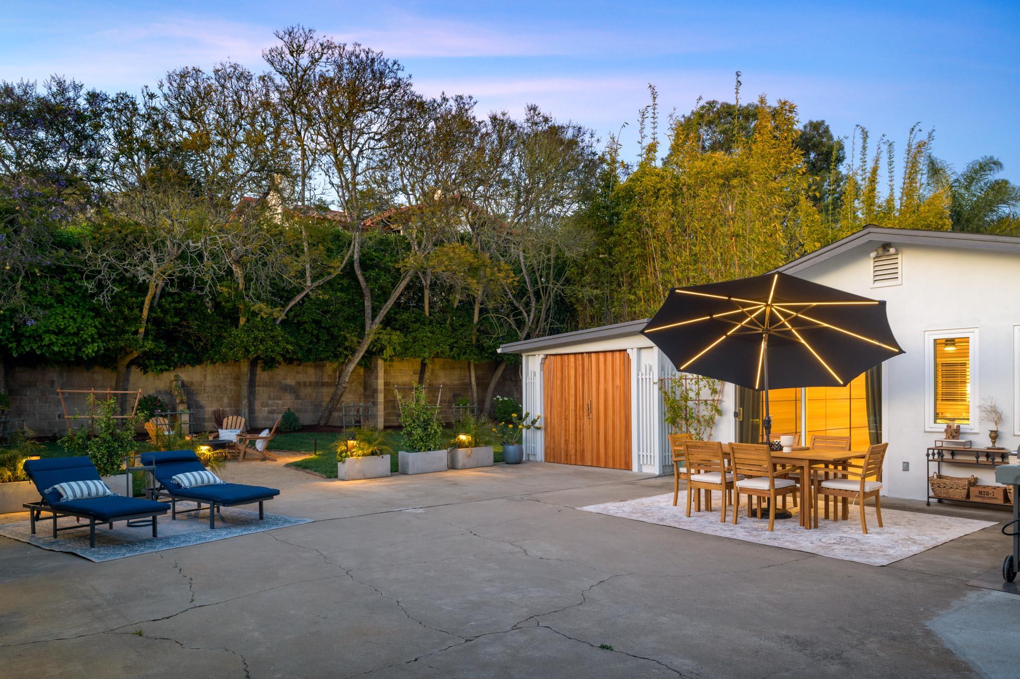 Santa Barbara, California 93109, United States, 3 Bedrooms Bedrooms, ,3 BathroomsBathrooms,Residential,Pending,129563