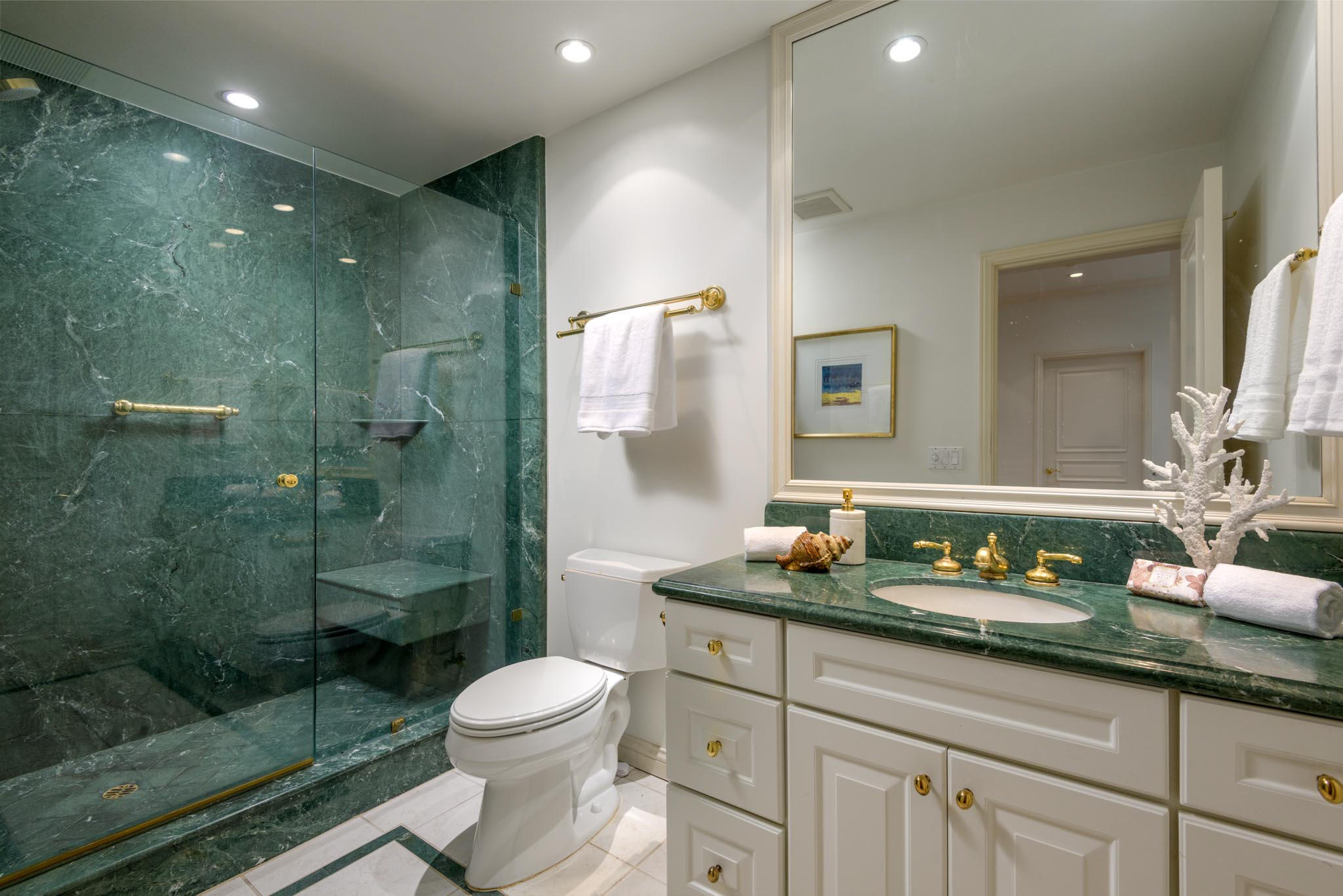 Montecito, California 93108, United States, 2 Bedrooms Bedrooms, ,2 BathroomsBathrooms,Residential,Active,143593