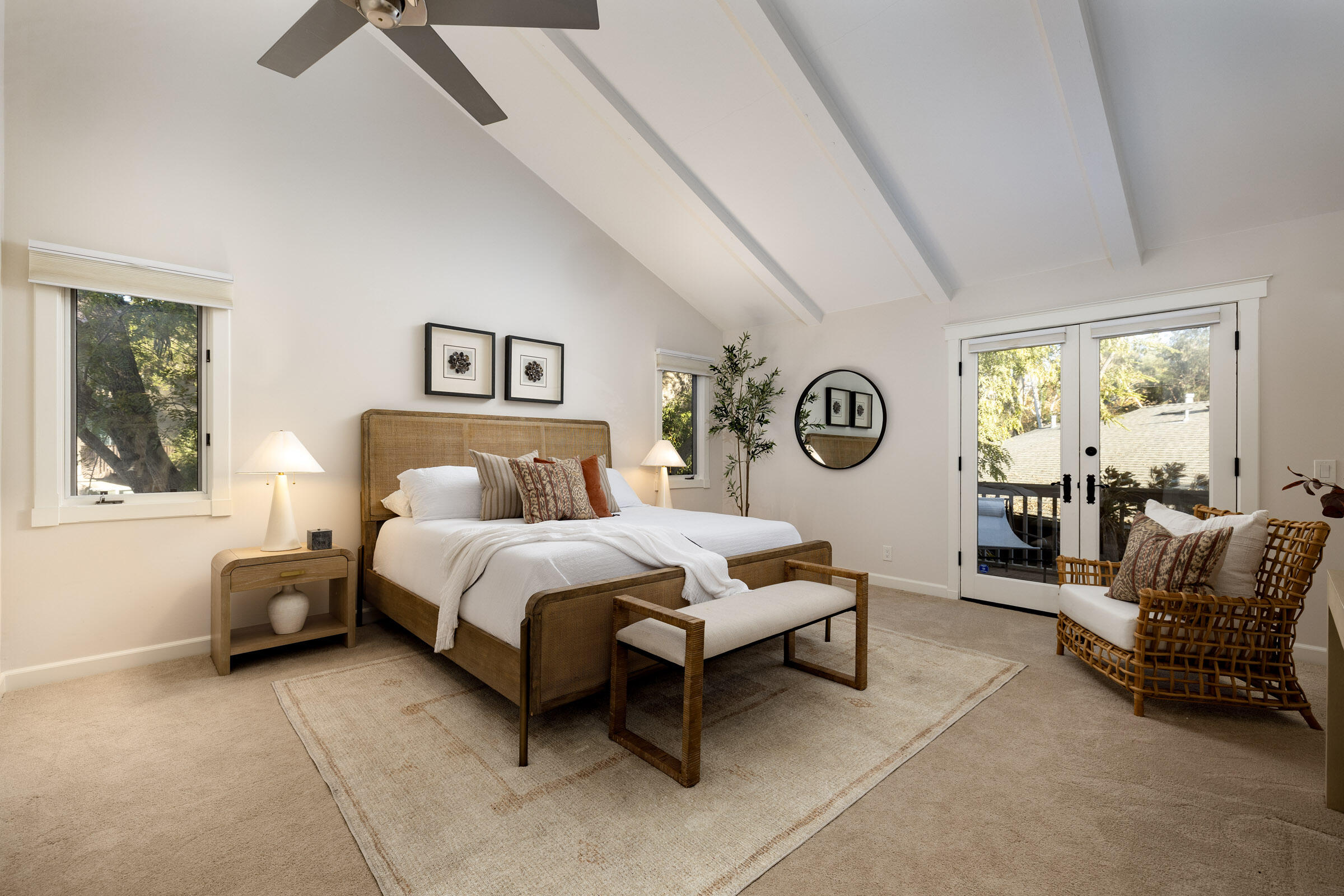 Santa Barbara, California 93105, United States, 3 Bedrooms Bedrooms, ,2 BathroomsBathrooms,Residential,Pending,109961