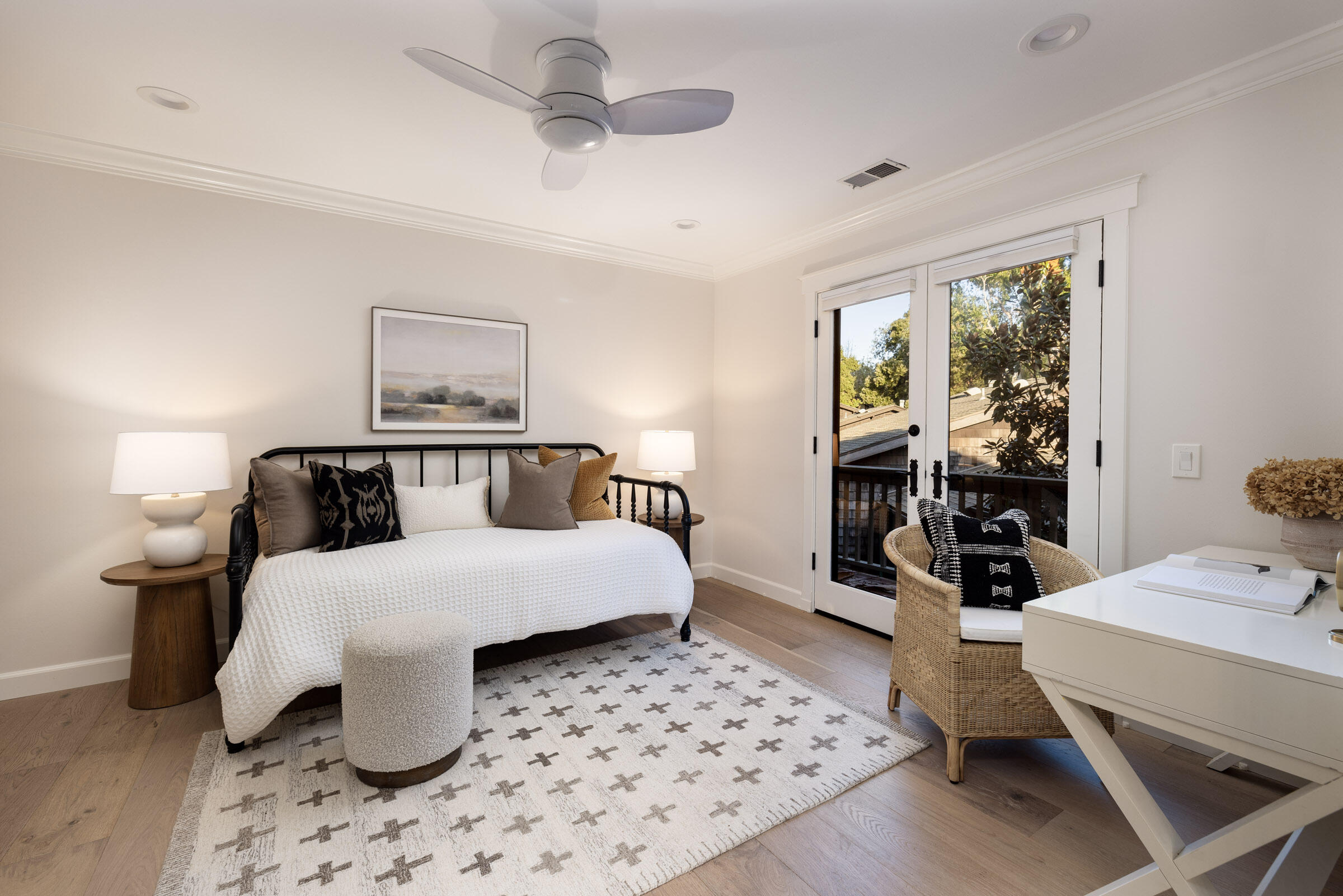 Santa Barbara, California 93105, United States, 3 Bedrooms Bedrooms, ,2 BathroomsBathrooms,Residential,Pending,109961