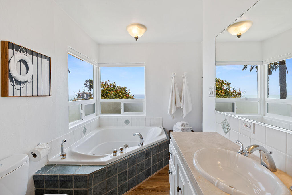 Summerland, California 93067, United States, 3 Bedrooms Bedrooms, ,3 BathroomsBathrooms,Residential,Active,16955