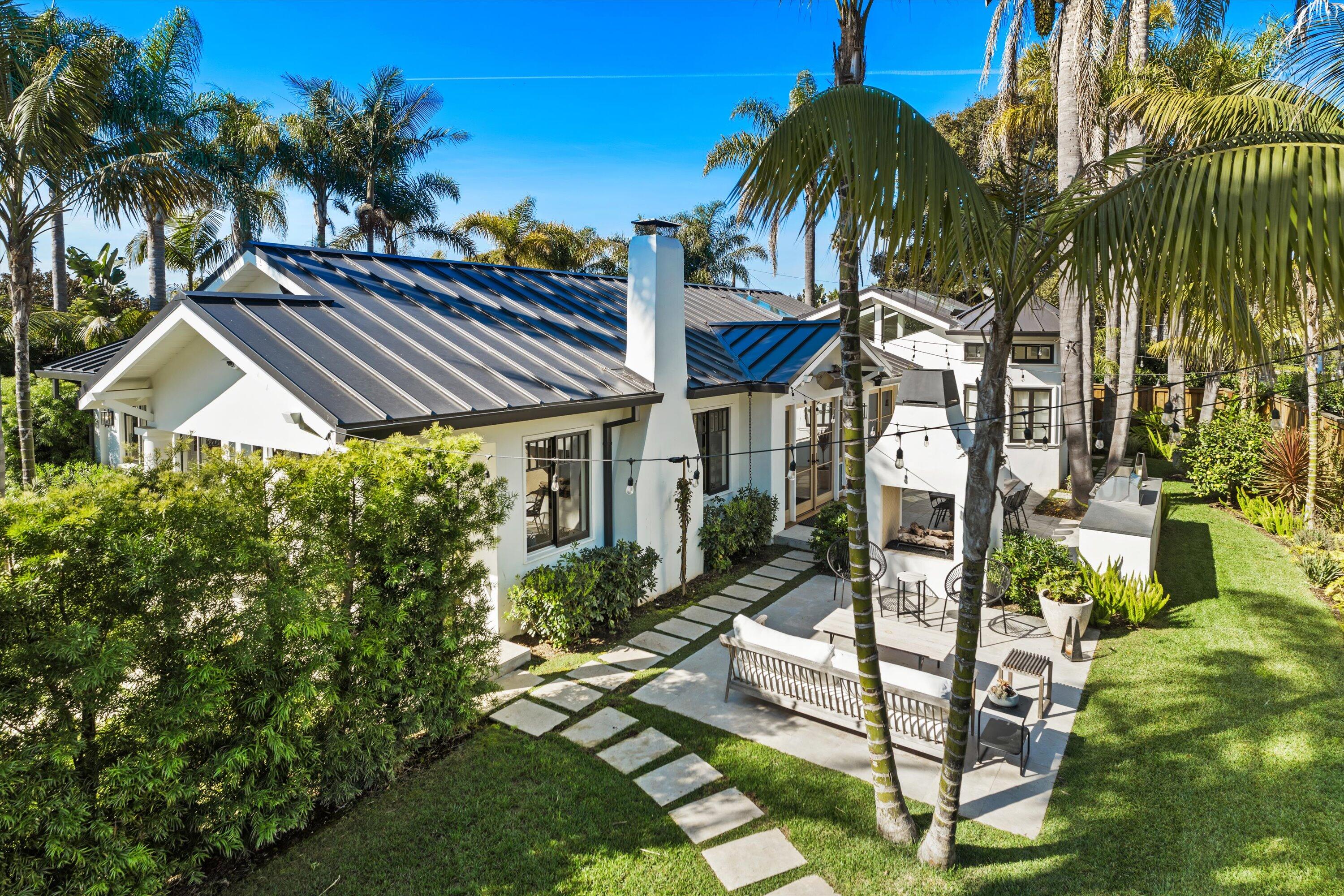 Montecito, California 93108, United States, 5 Bedrooms Bedrooms, ,5 BathroomsBathrooms,Residential,Active,103328