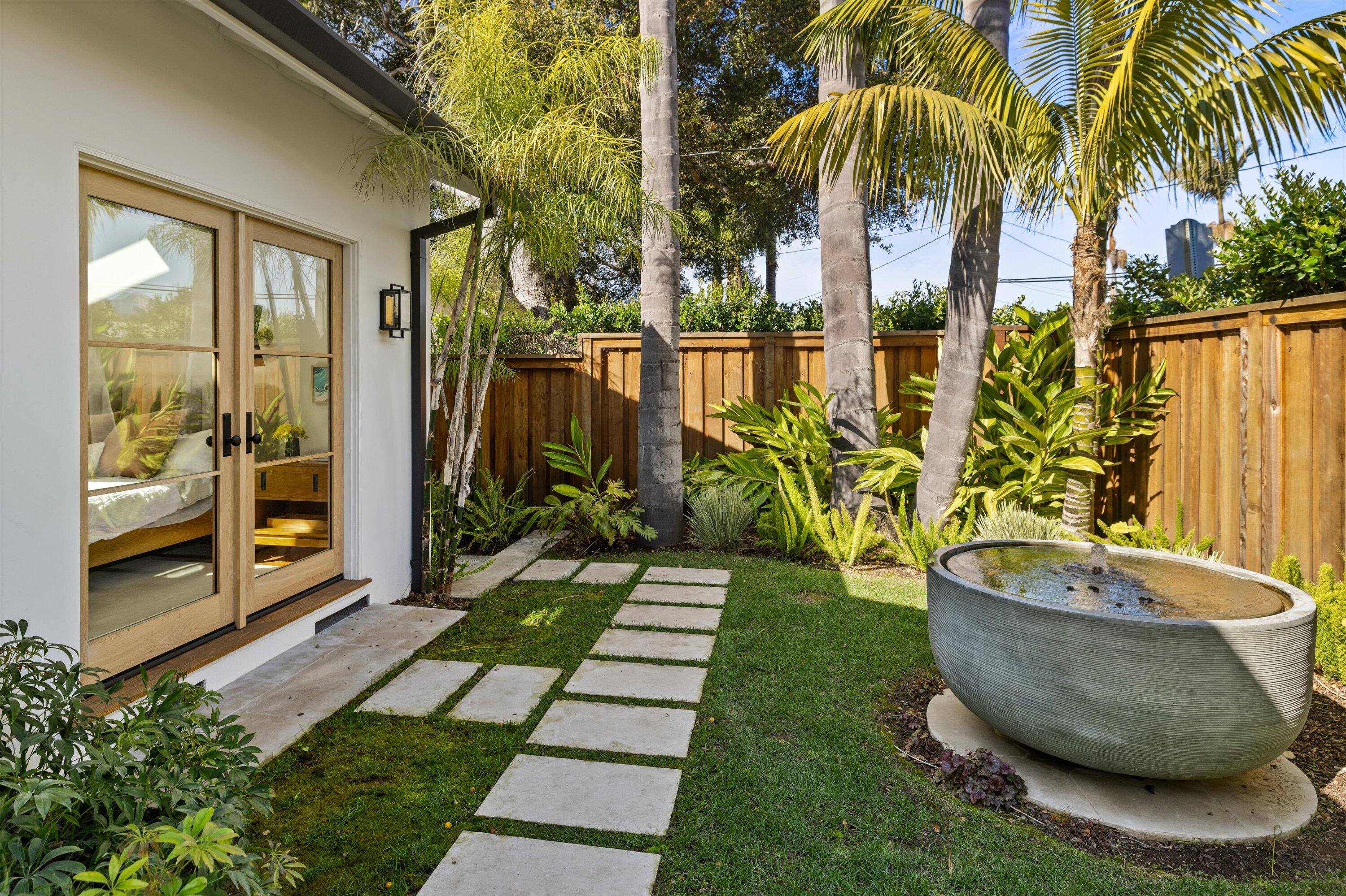 Montecito, California 93108, United States, 5 Bedrooms Bedrooms, ,5 BathroomsBathrooms,Residential,Active,103328