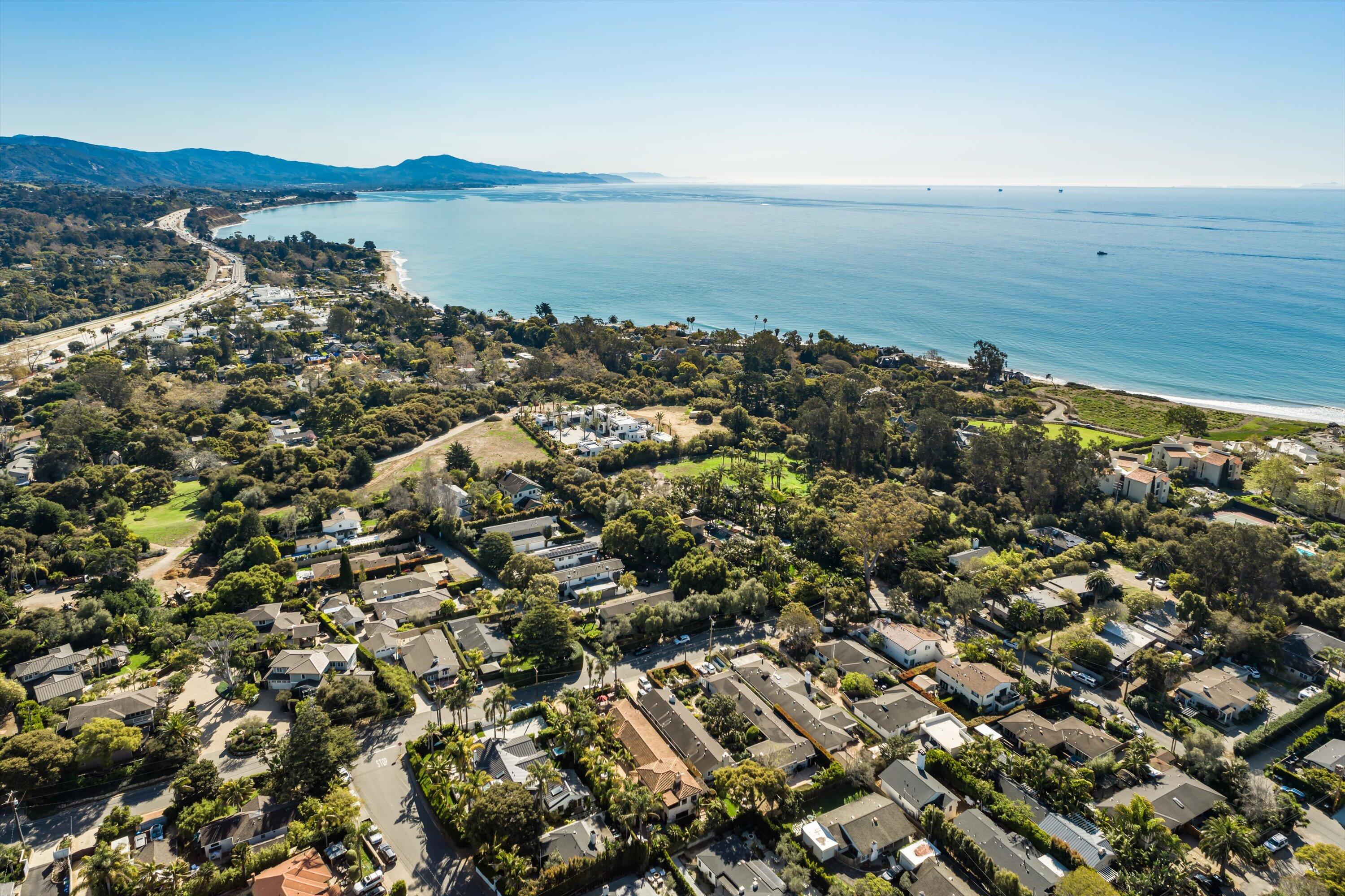 Montecito, California 93108, United States, 5 Bedrooms Bedrooms, ,5 BathroomsBathrooms,Residential,Active,103328