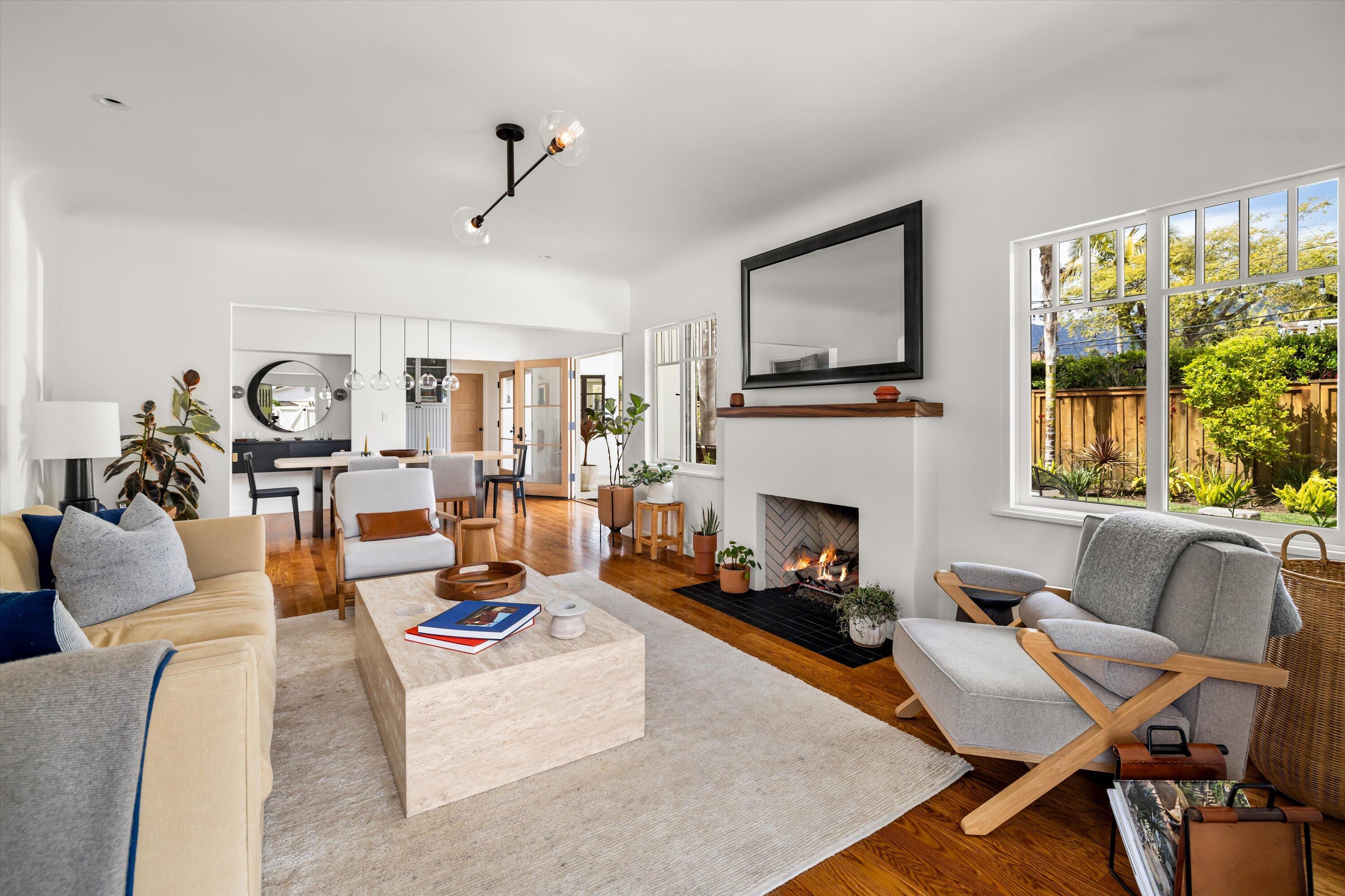 Montecito, California 93108, United States, 5 Bedrooms Bedrooms, ,5 BathroomsBathrooms,Residential,Active,103328