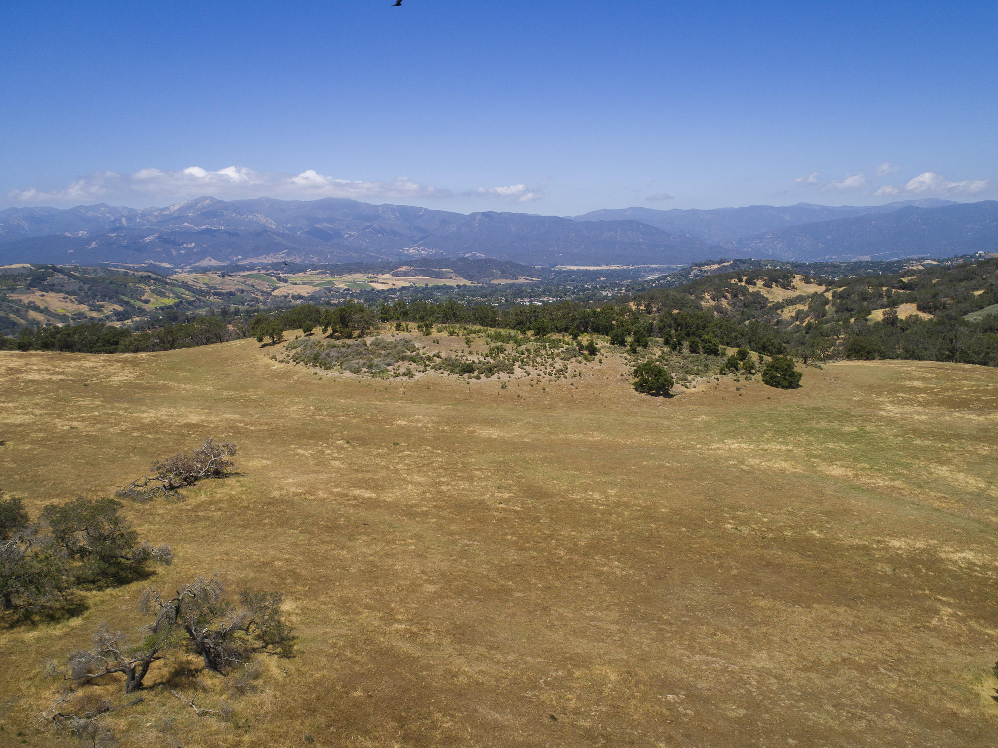 Ventura, California 93001, United States, ,Commercial,Pending,76117