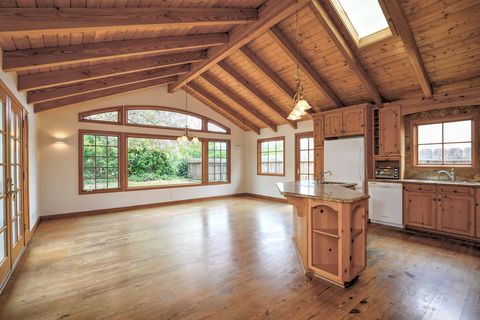 Photo of 234 Magna Vista Street, SANTA BARBARA, CA 93110 (MLS # 26-1084)