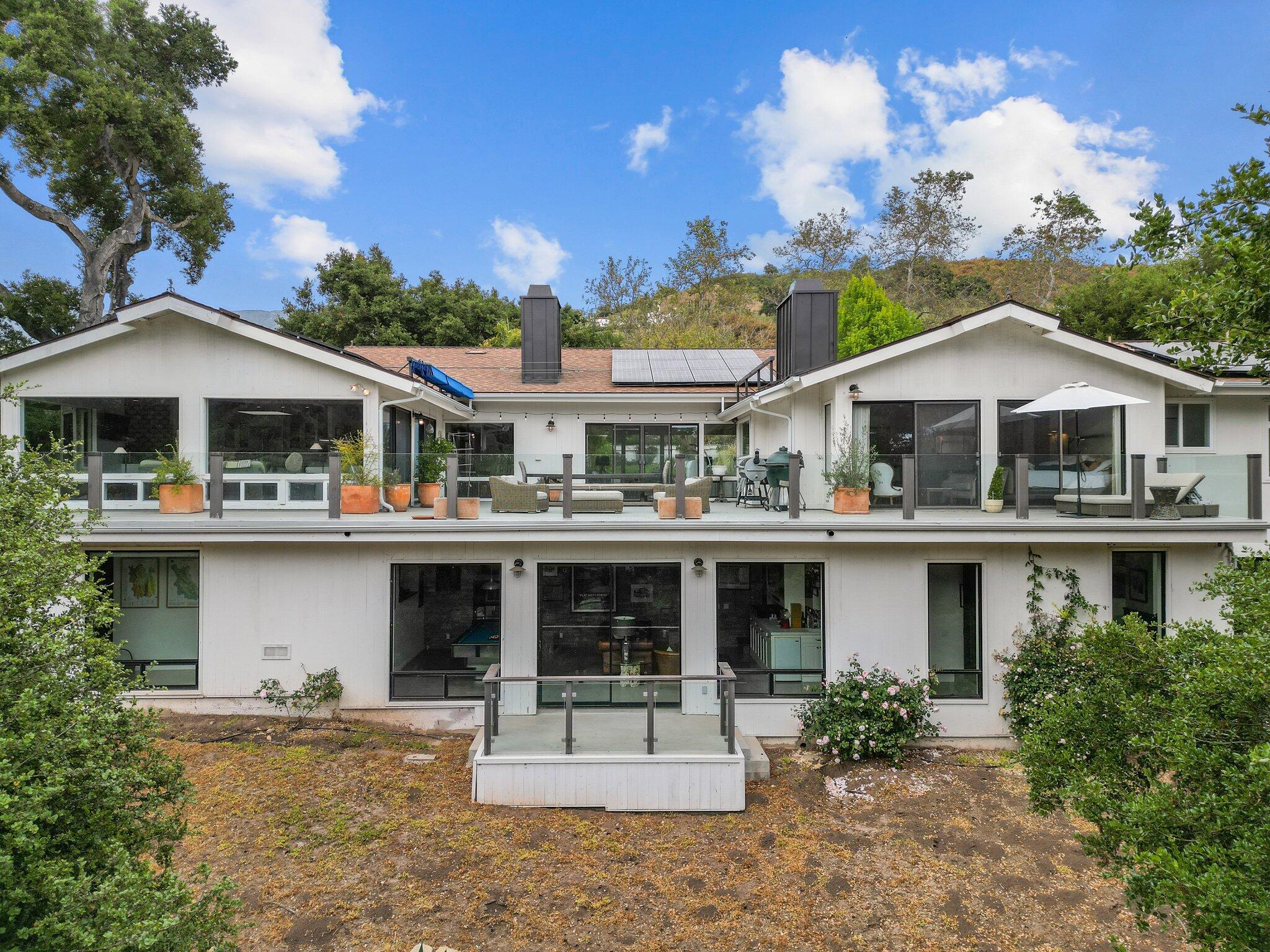 Goleta, California 93117, United States, 5 Bedrooms Bedrooms, ,5 BathroomsBathrooms,Residential,Active,103844