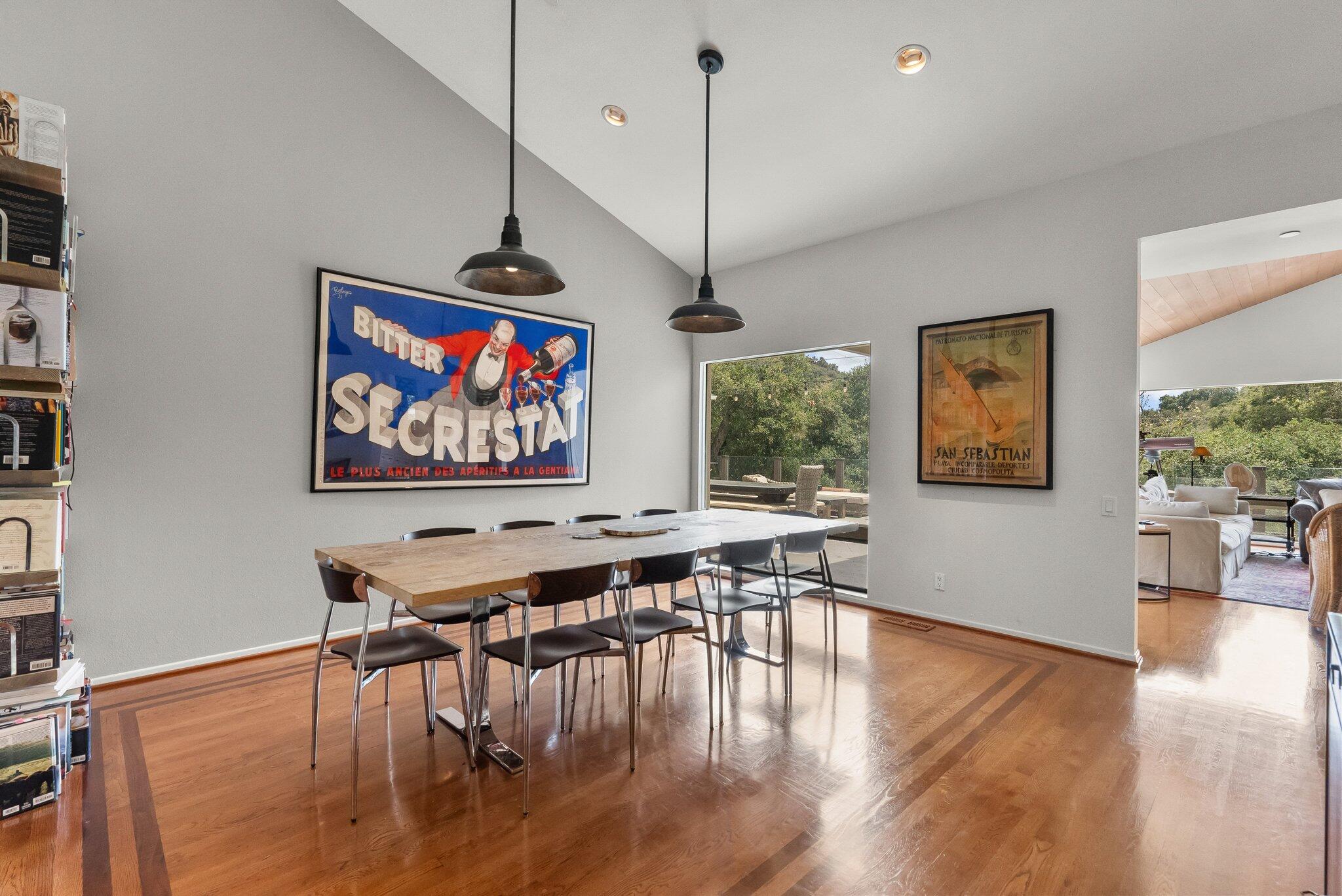 Goleta, California 93117, United States, 5 Bedrooms Bedrooms, ,5 BathroomsBathrooms,Residential,Active,103844