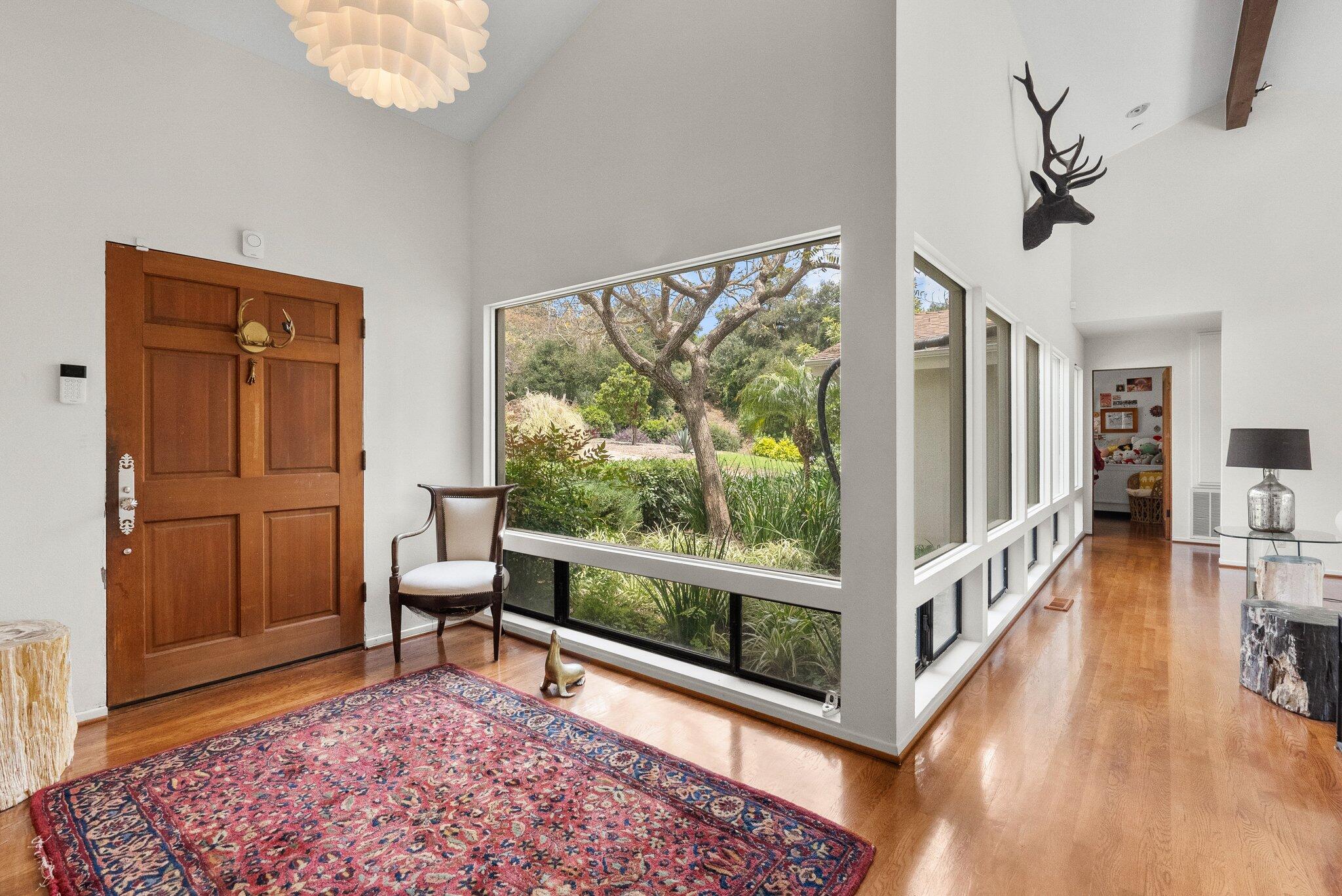 Goleta, California 93117, United States, 5 Bedrooms Bedrooms, ,5 BathroomsBathrooms,Residential,Active,103844