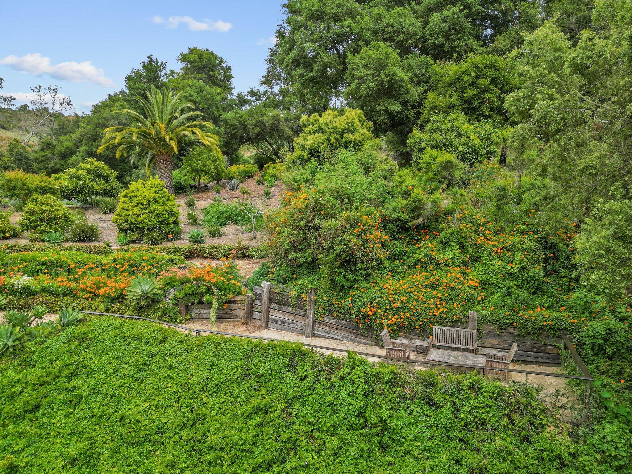 Goleta, California 93117, United States, 5 Bedrooms Bedrooms, ,5 BathroomsBathrooms,Residential,Active,103844