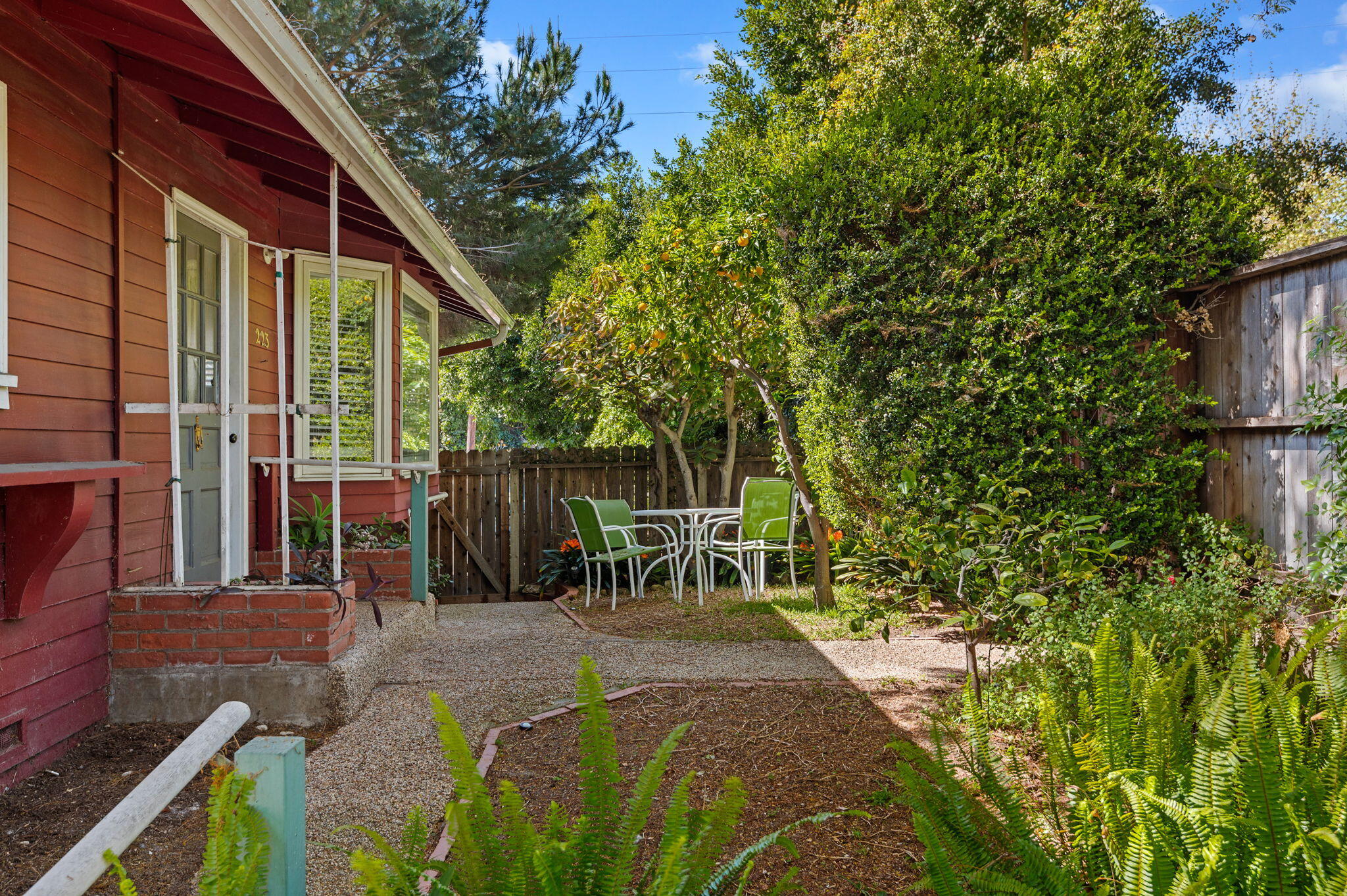 Santa Barbara, California 93103, United States, ,Residential,Active,76546