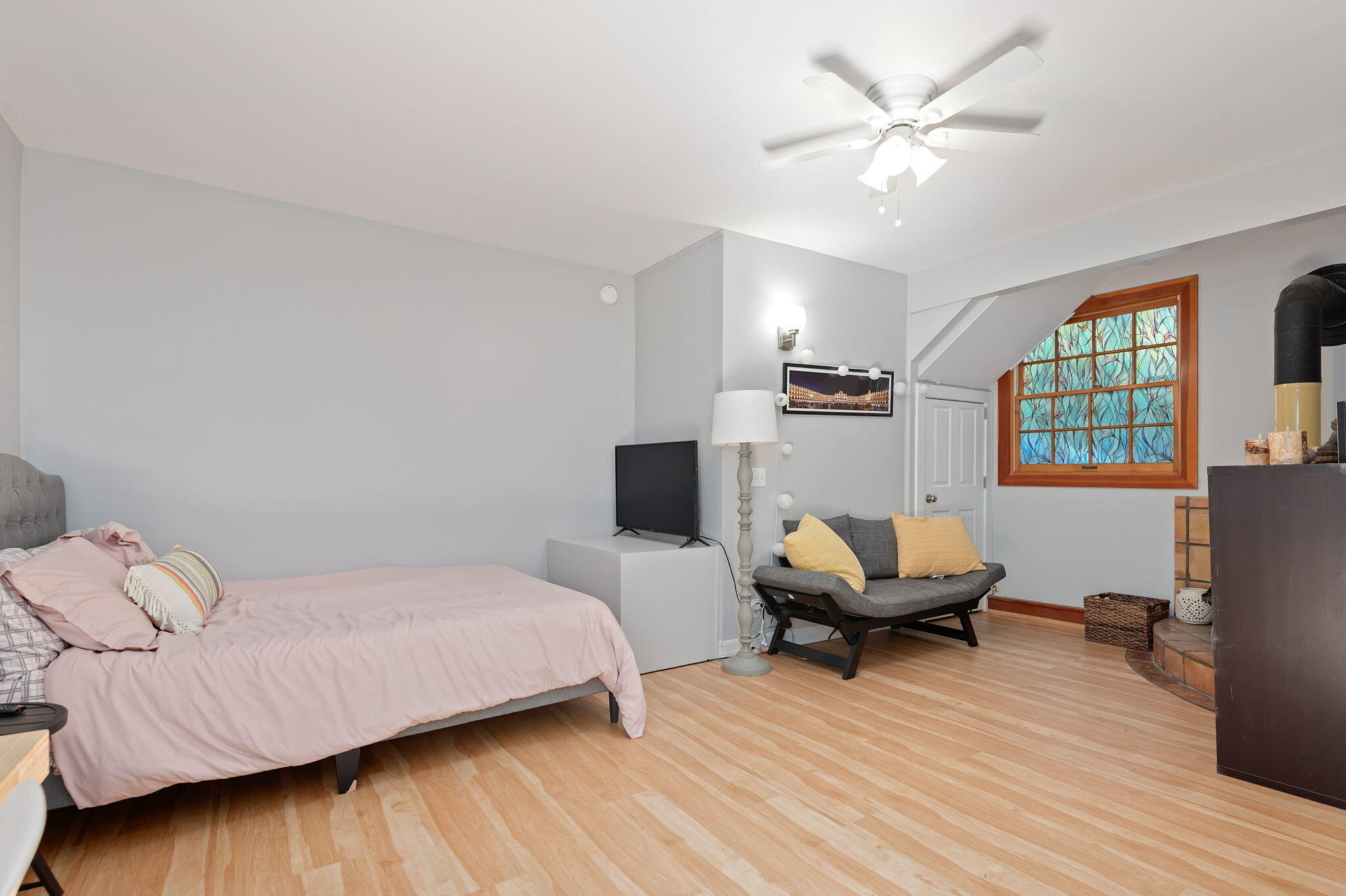 Santa Barbara, California 93103, United States, ,Residential,Active,76546