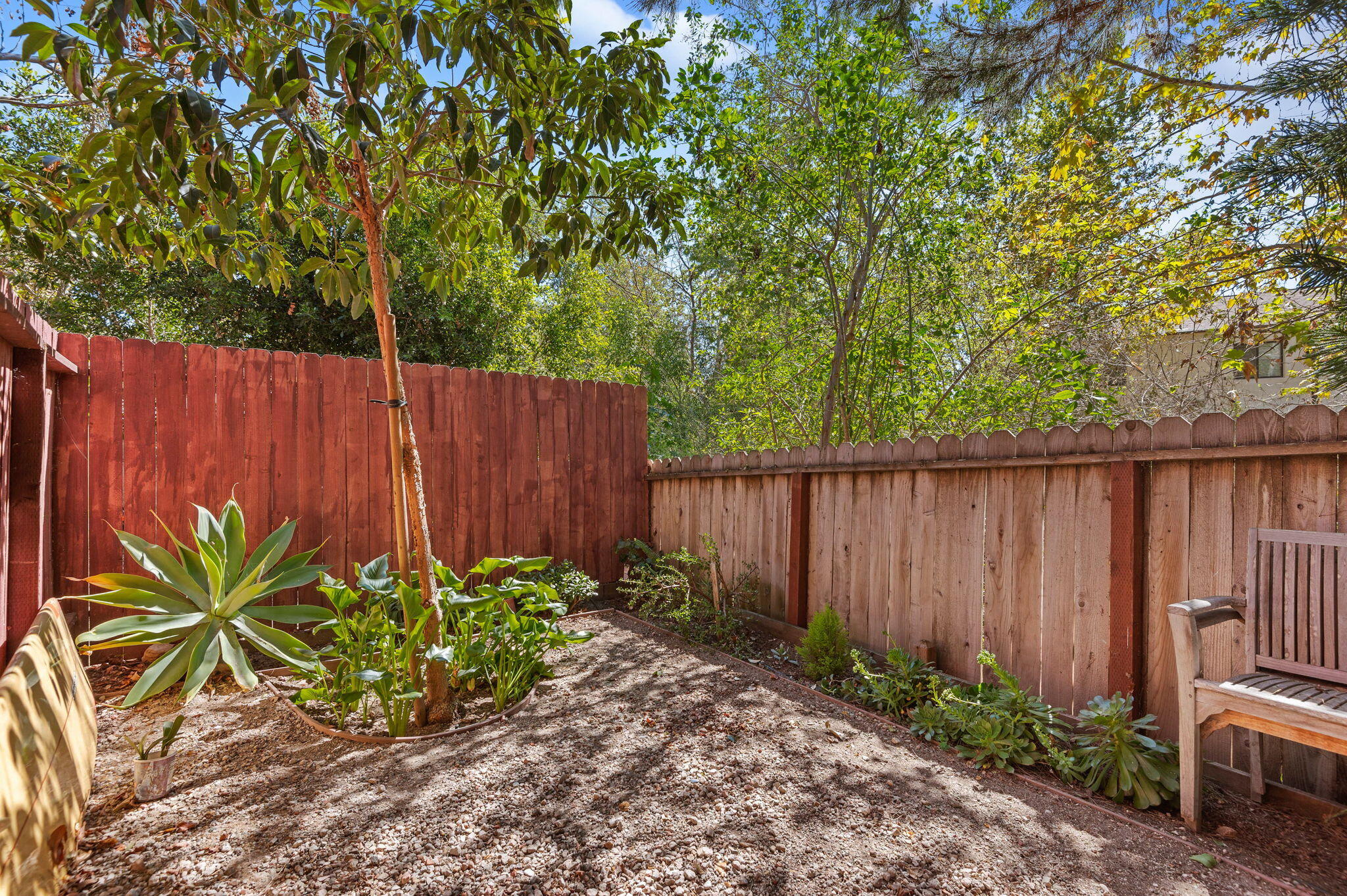 Santa Barbara, California 93103, United States, ,Residential,Active,76546