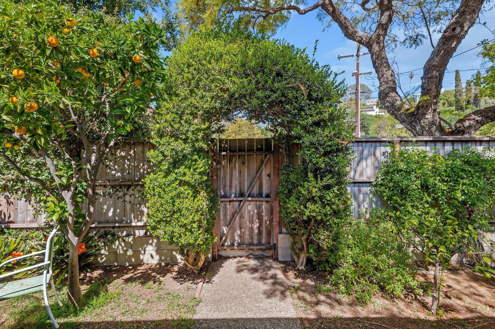 Santa Barbara, California 93103, United States, ,Residential,Active,76546