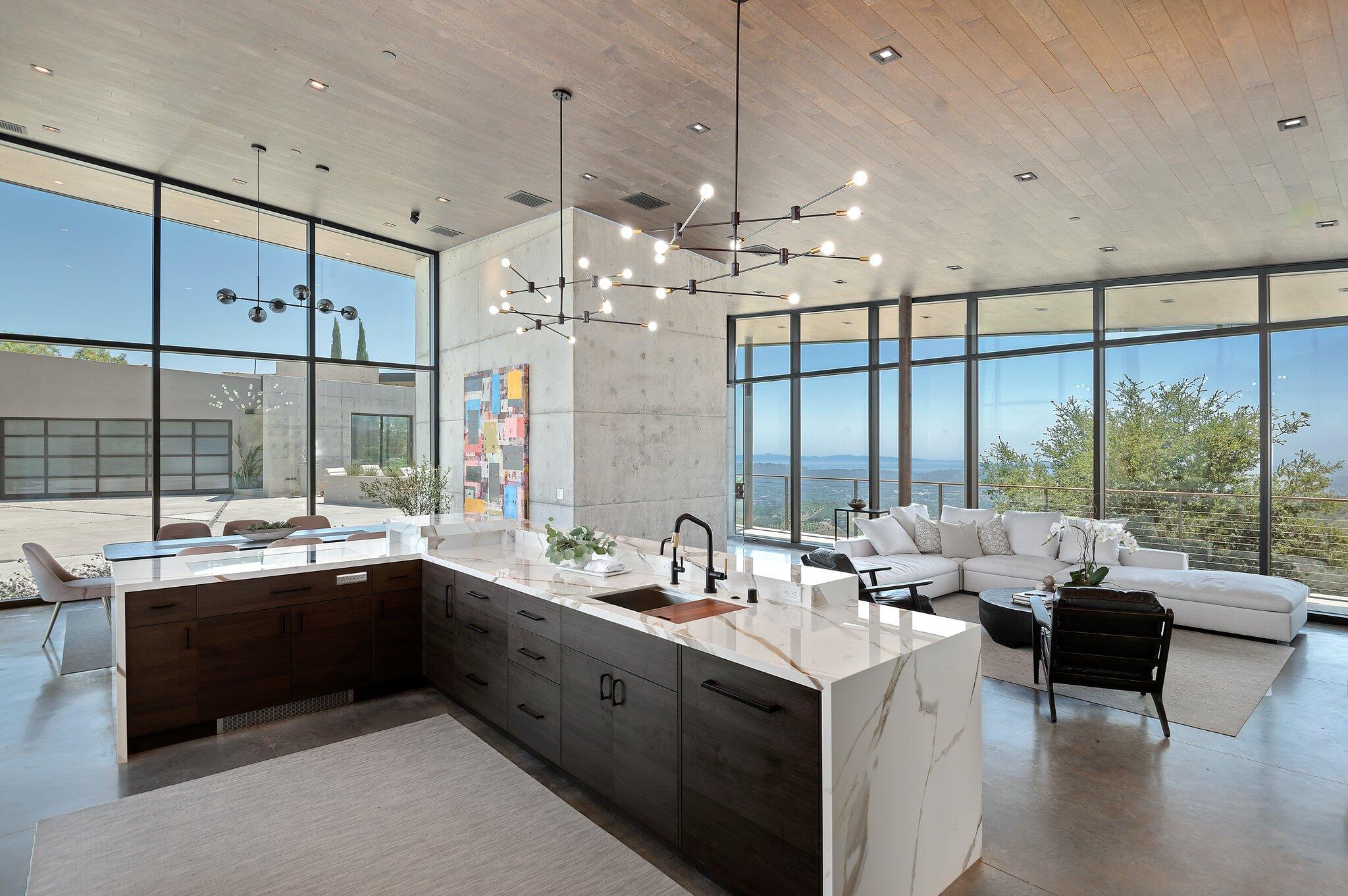 Santa Barbara, California 93105, United States, 4 Bedrooms Bedrooms, ,5 BathroomsBathrooms,Residential,Active,216507