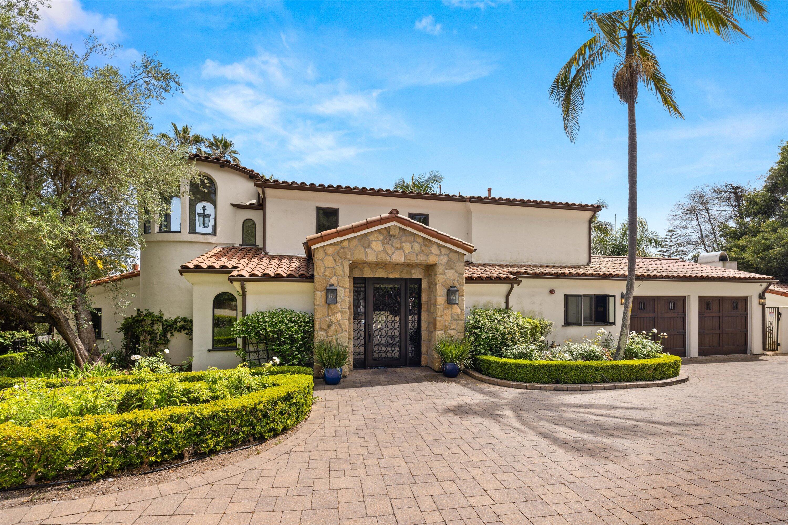 Montecito, California 93108, United States, 4 Bedrooms Bedrooms, ,5 BathroomsBathrooms,Residential,Active,150279