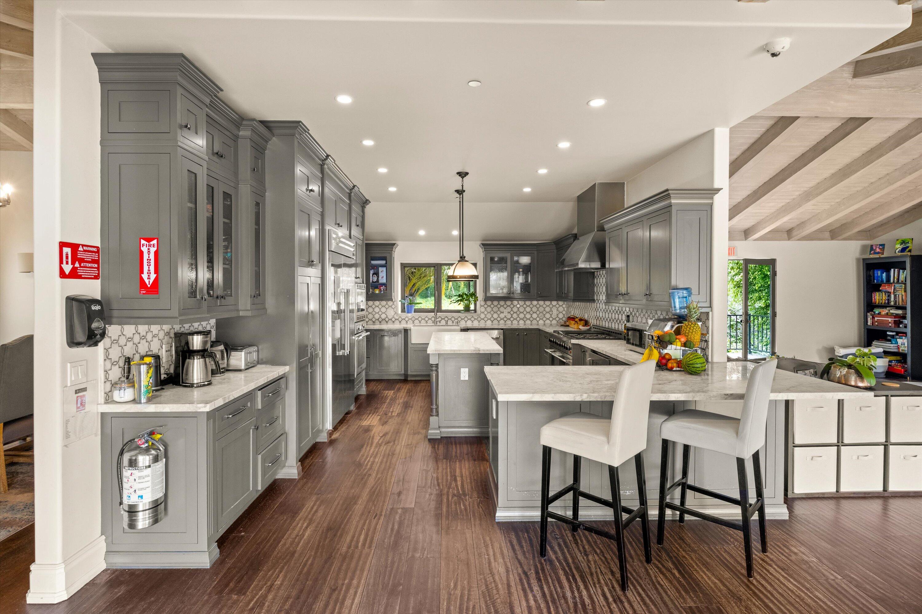 Montecito, California 93108, United States, 4 Bedrooms Bedrooms, ,5 BathroomsBathrooms,Residential,Active,150279