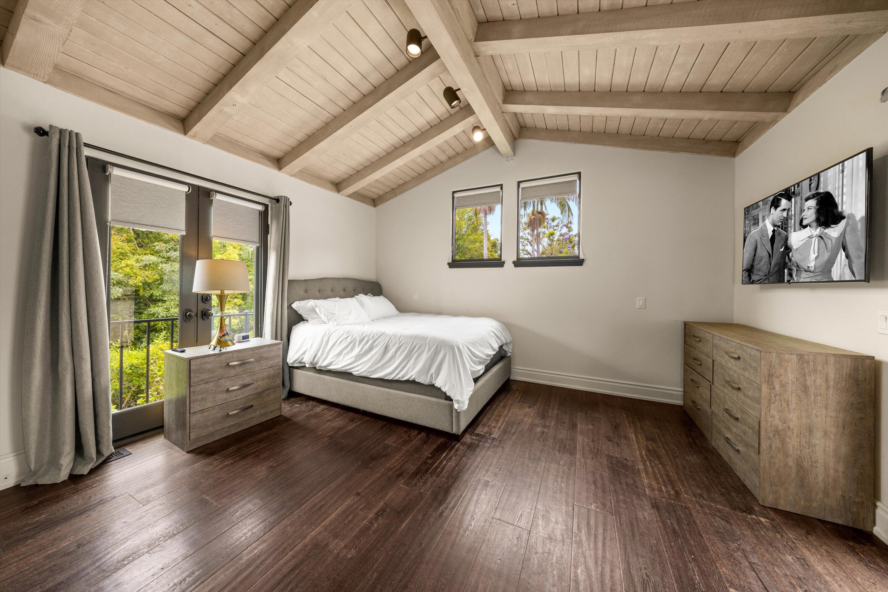 Montecito, California 93108, United States, 4 Bedrooms Bedrooms, ,5 BathroomsBathrooms,Residential,Active,150279