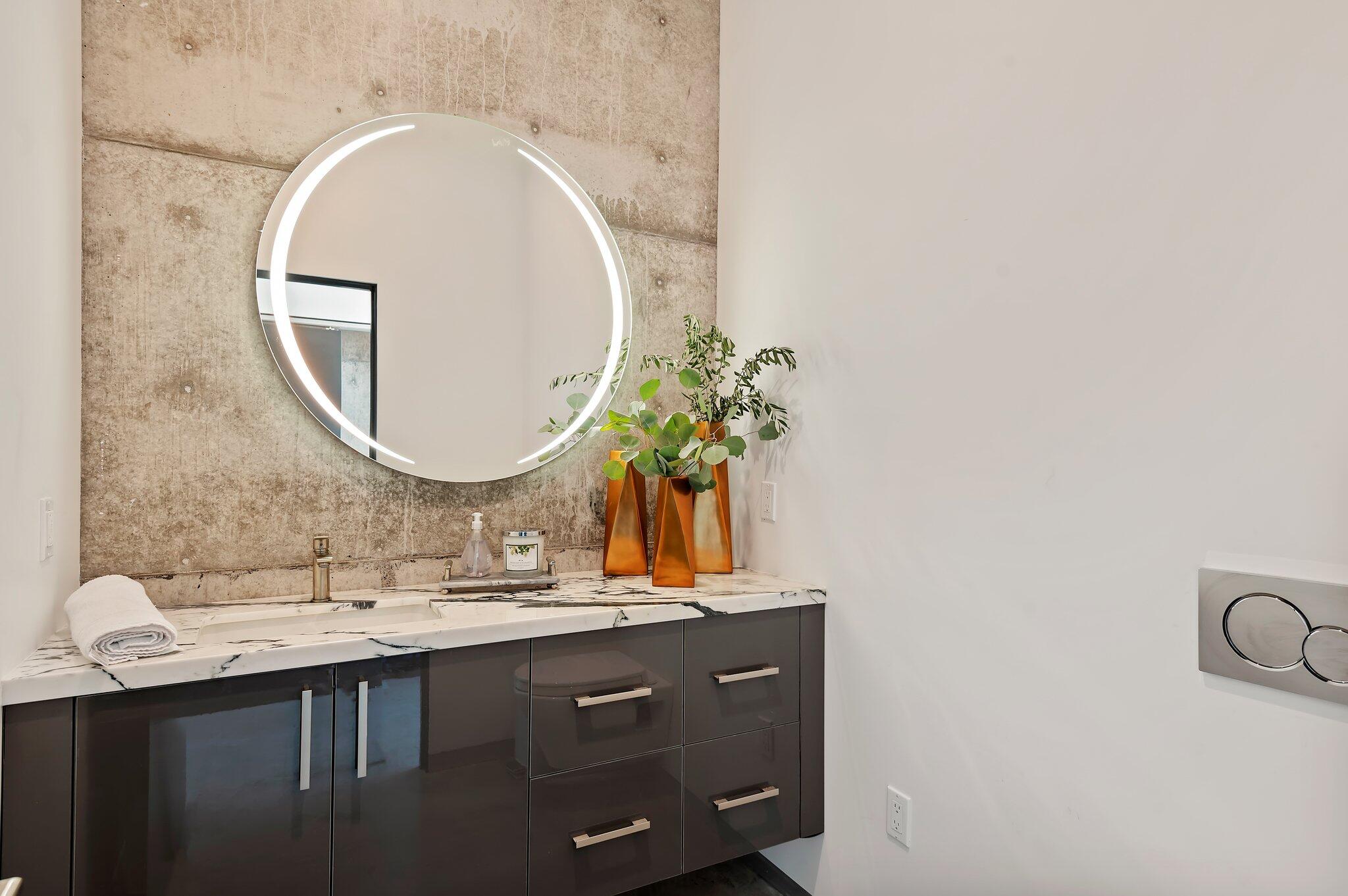 Santa Barbara, California 93105, United States, 4 Bedrooms Bedrooms, ,5 BathroomsBathrooms,Residential,Active,37442