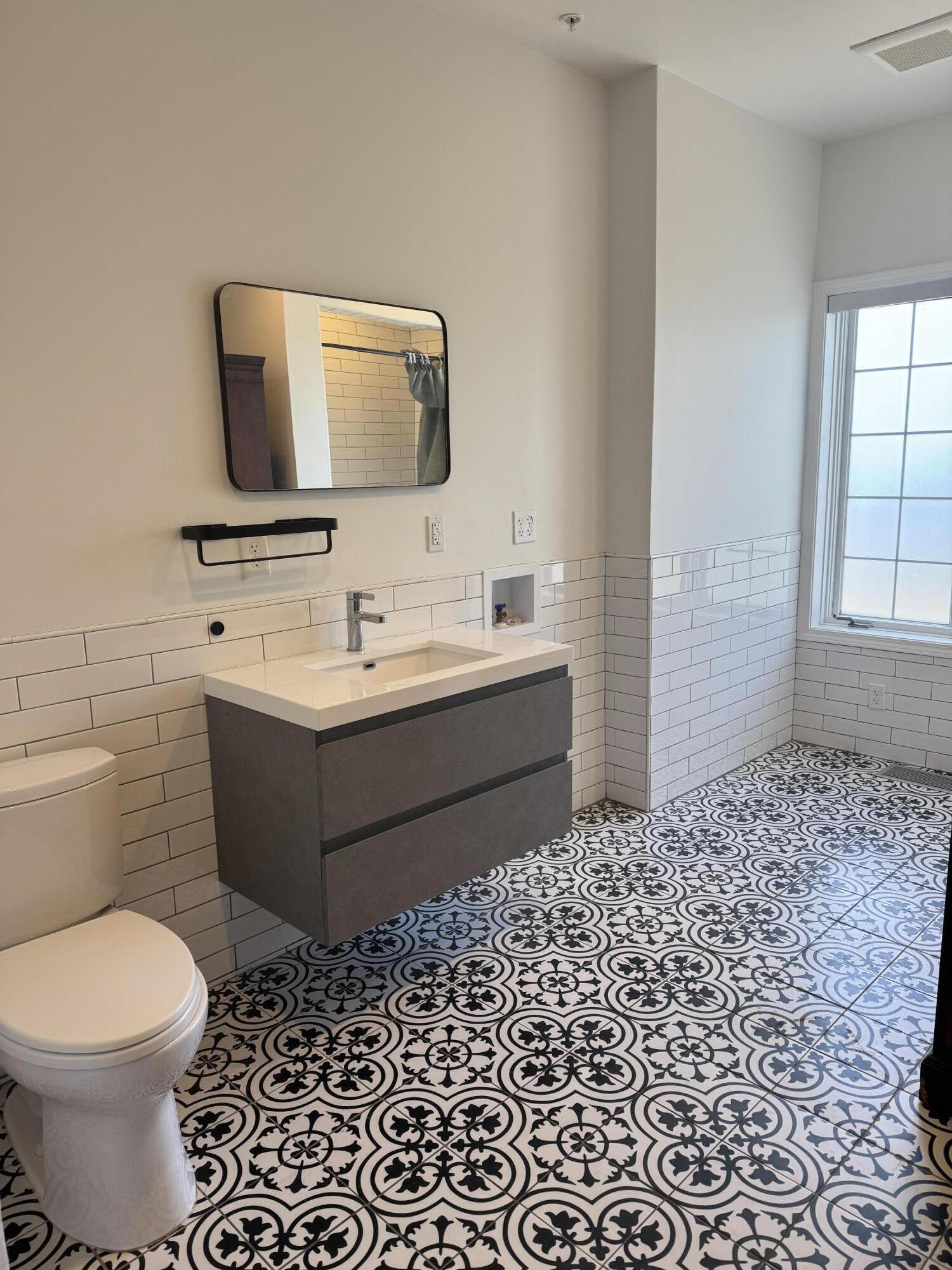 Summerland, California 93067, United States, ,1 BathroomBathrooms,Commercial,Active,81141
